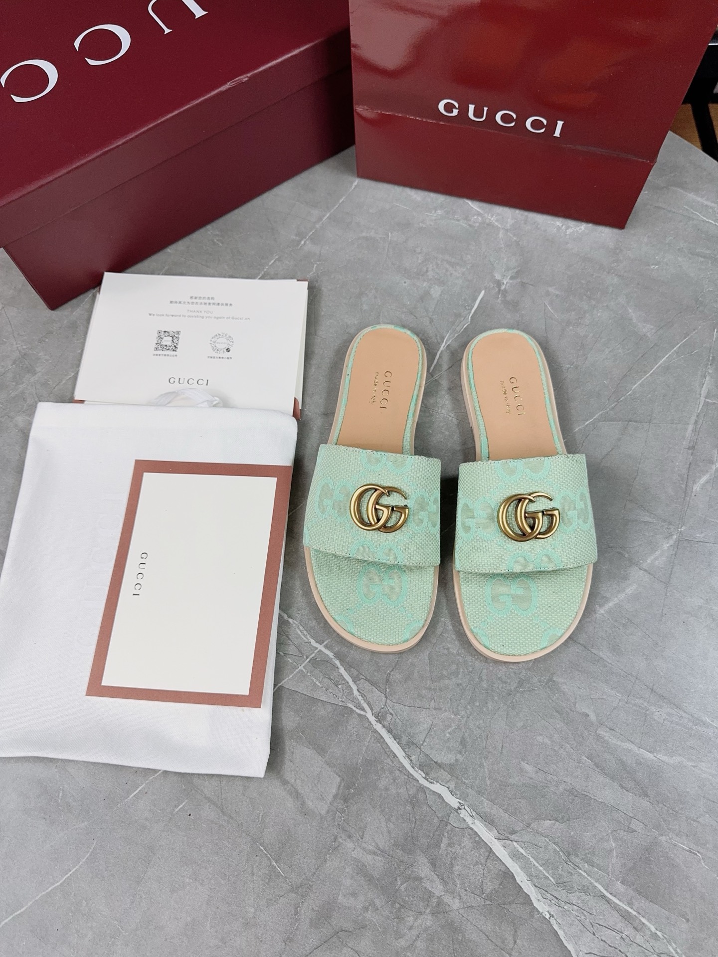 Gucci Women's Flat Sandals with GG Motif - Stylish Summer Slides 4 i1741067203940 6671 0 2