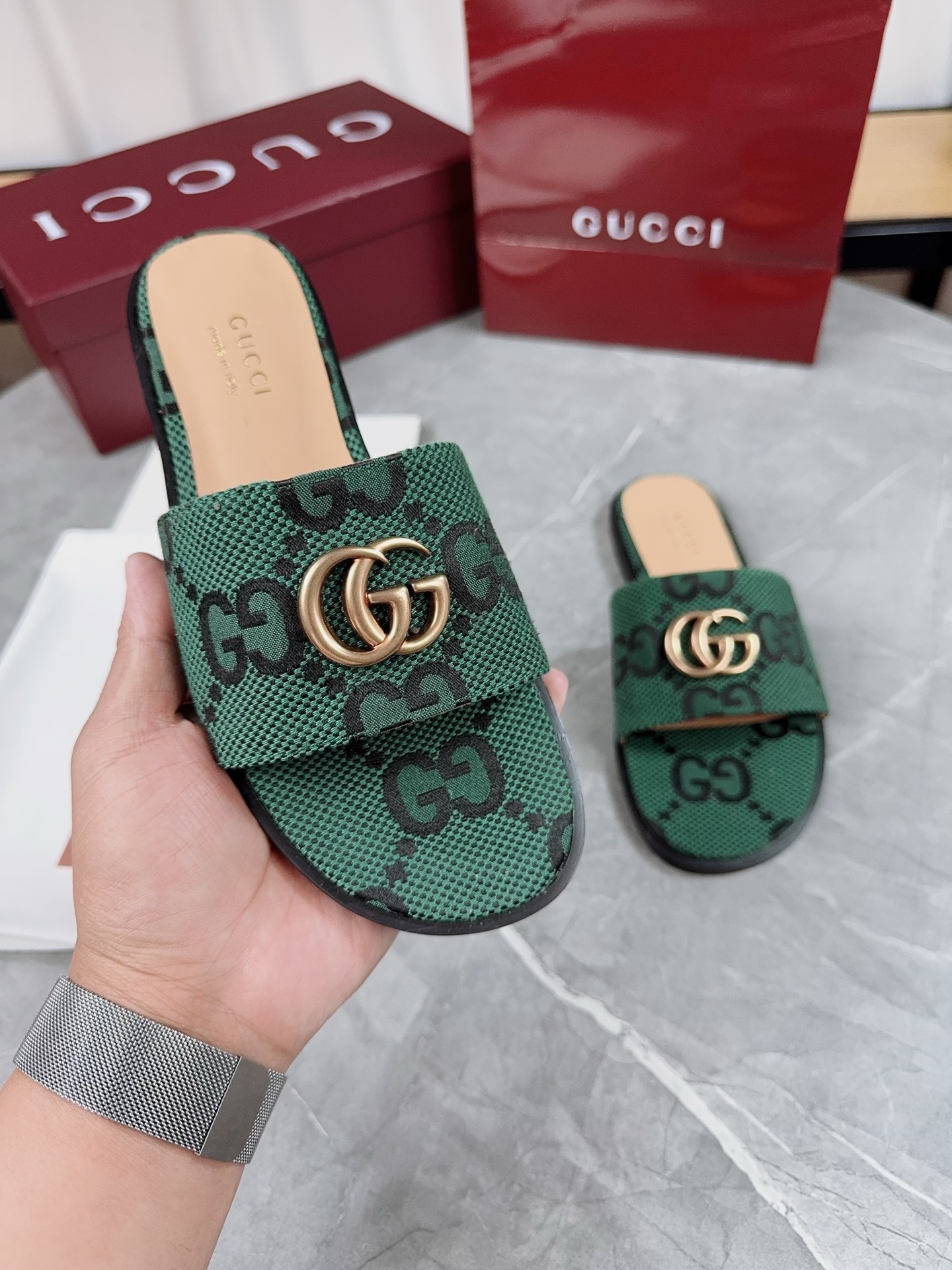 Gucci Women's Flat Slides Sandal With GG Motif - Green, Comfortable & Stylish