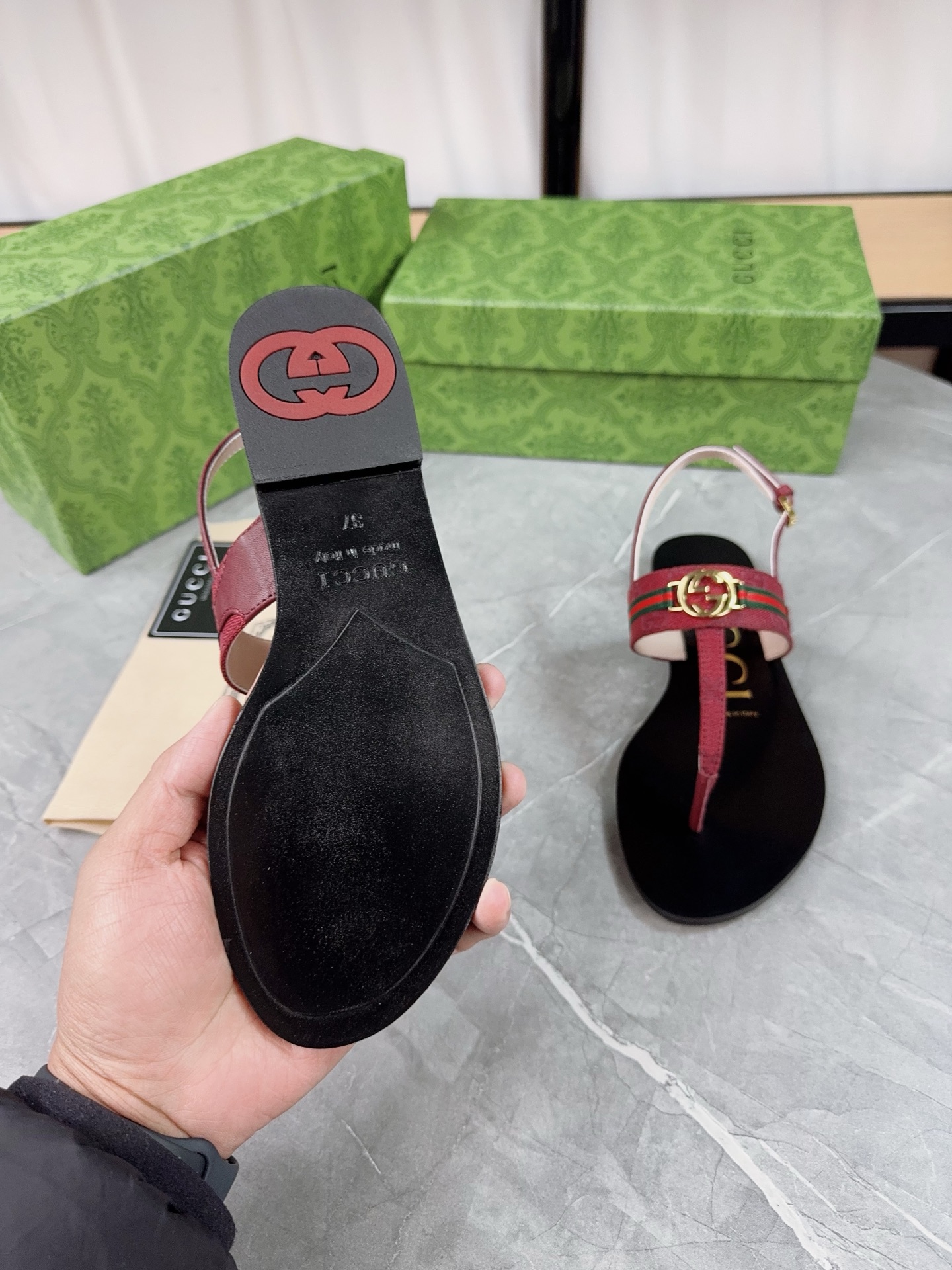 Gucci Women's Leather Thong Sandals with Iconic Web and Adjustable Strap 8 i1741359578781 2675 0 6