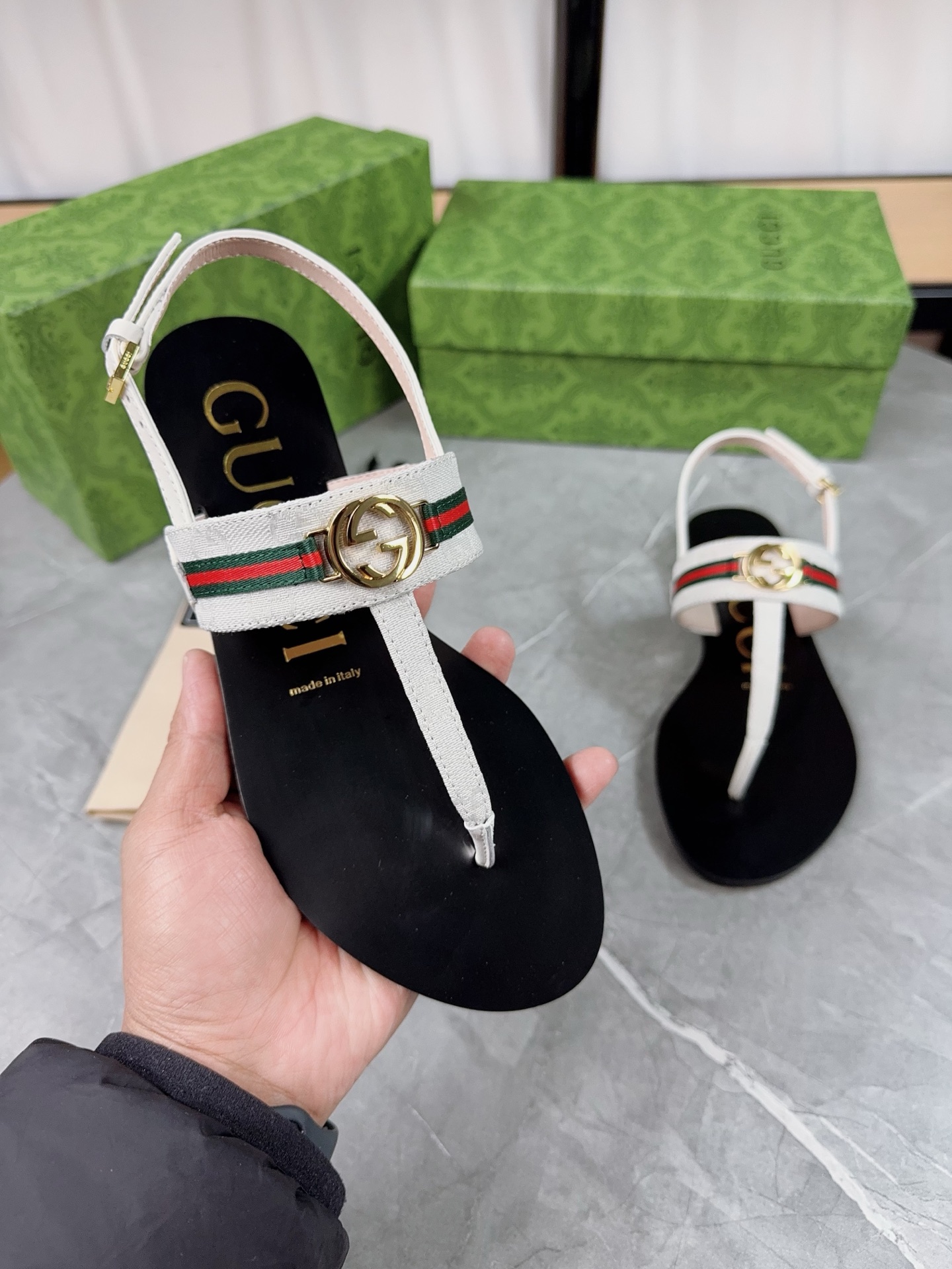 Gucci Women's Leather Thong Sandals with Web and Interlocking G Hardware 8 i1741359614544 8017 0 7