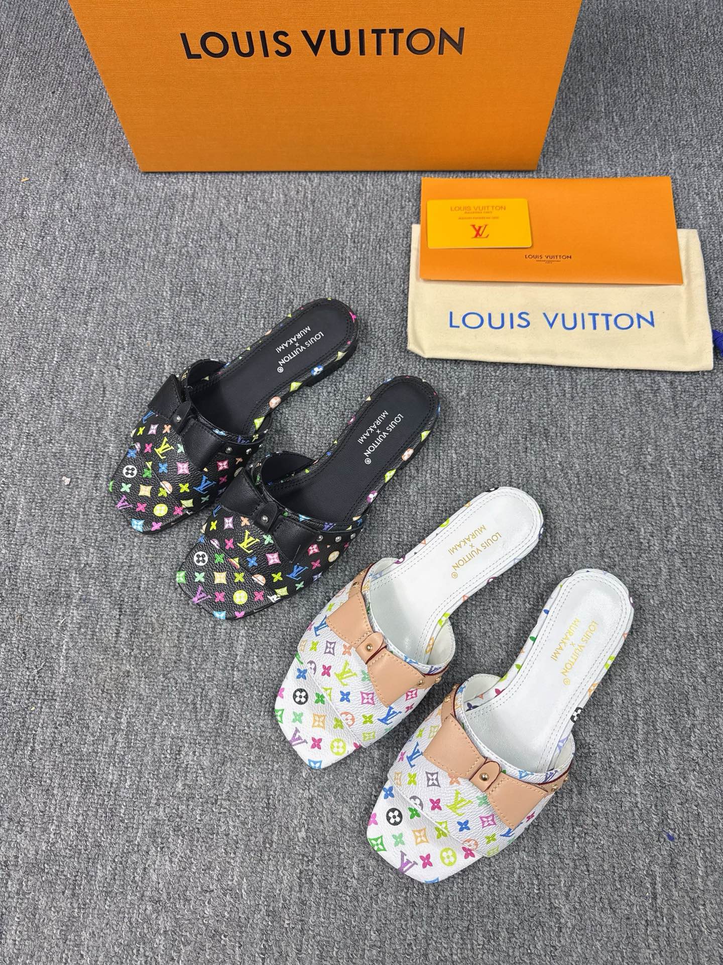 NO:231877,LV | Louis Vuitton 2025 Spring and Summer New Model, Top version, the original version is consistent, the counter is the latest model, new beach shoes, hard goods are on the new, purchasing level!  Full of high-end feeling!  A popular model from domestic and foreign bloggers, retro and fashionable, beautiful!  The official website’s main recommendation model★ ━━━━━ t ━━━━━━━━━━ Purchase level!  Full of high-end feeling!  Special materials for original custom upper, inner lining, original sheepskin, outsole, genuine leather high-end outsole (high heel, flat sole) Shoe size: 35-41 (35-41 customization, no return and exchange) batch, slippers, louis vuitton, louis vuitton, slippers, sheepskin19860909LV | 路易威登  2025春夏新款 顶级版本原版一致 专柜主打最新款 新款沙滩鞋 硬货上新 代购级别！高级感十足！国内外博主刷爆的一款,复古又时髦上脚美炸了！官网主推款★ ━━━━━ t ━━━━ 代购级别！高级感十足！ 鞋面原版订制特殊材料 内里原版羊皮里 大底真皮高端大底（跟高平底） 鞋码: 35-41（35-41定制不退换）批,拖鞋,louis vuitton,louis vuitton,slippers,sheepskin,Women's Shoes