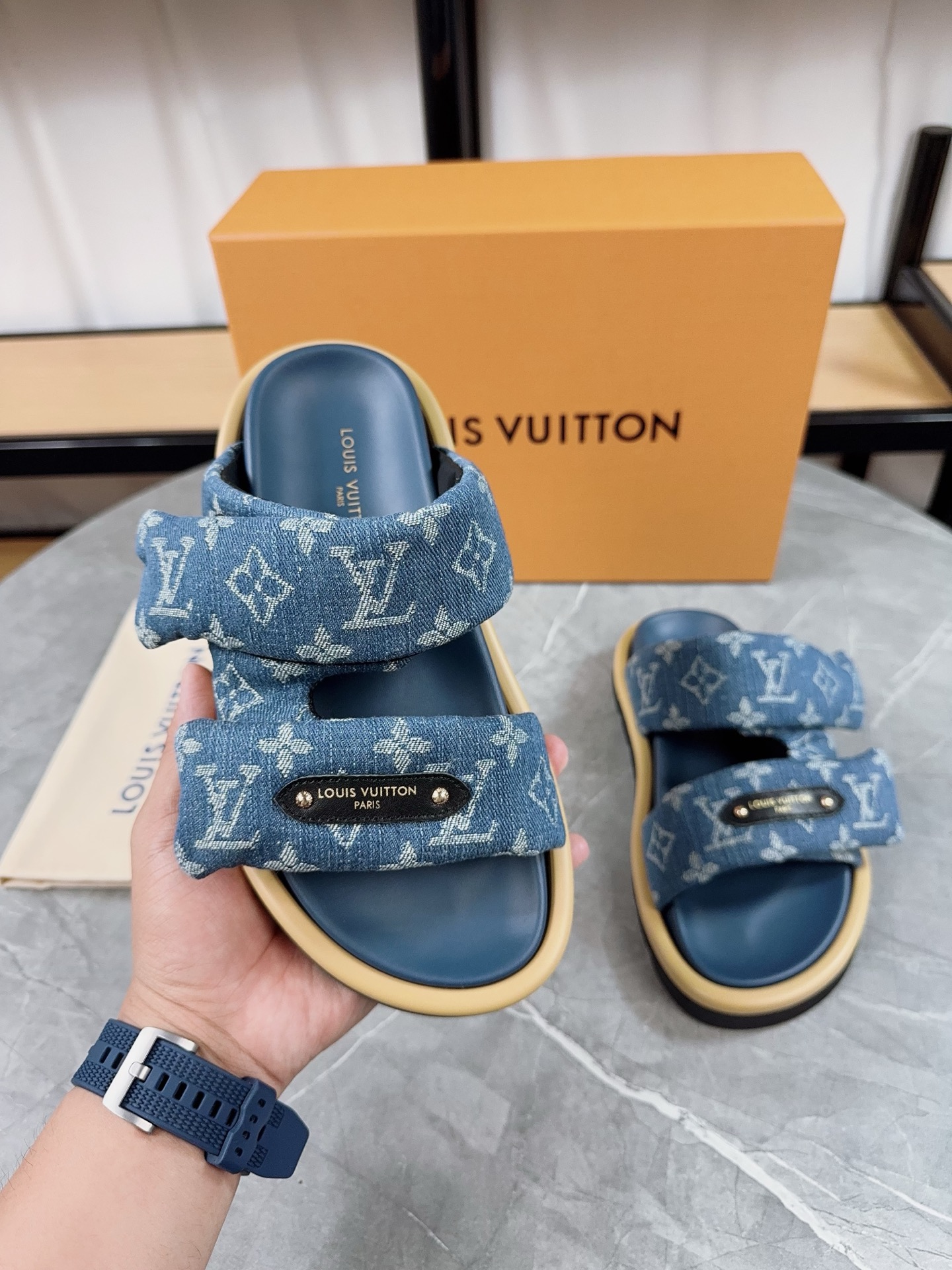 Louis Vuitton Pool Pillow Comfort Flat Sandal Monogram Denim 9 i1742032056541 154 0 7