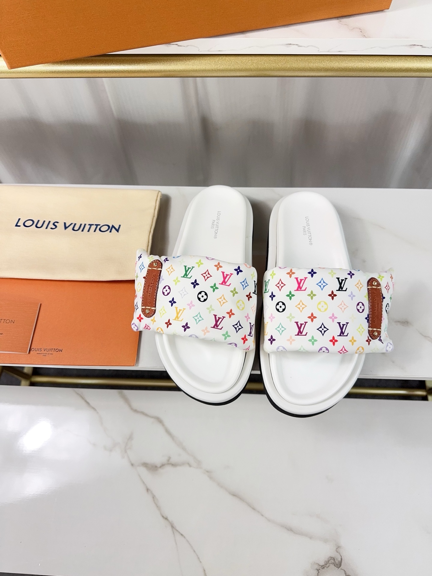 Louis Vuitton Pool Pillow Comfort Flat Sandal with Monogram, White 4 i1742363615278 1321 0 2