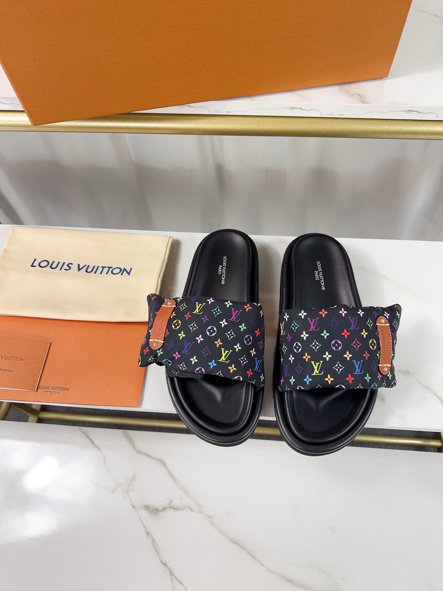 Louis Vuitton Pool Pillow Comfort Flat Sandal Monogram Fabric 6 i1742363632392 2181 0 4