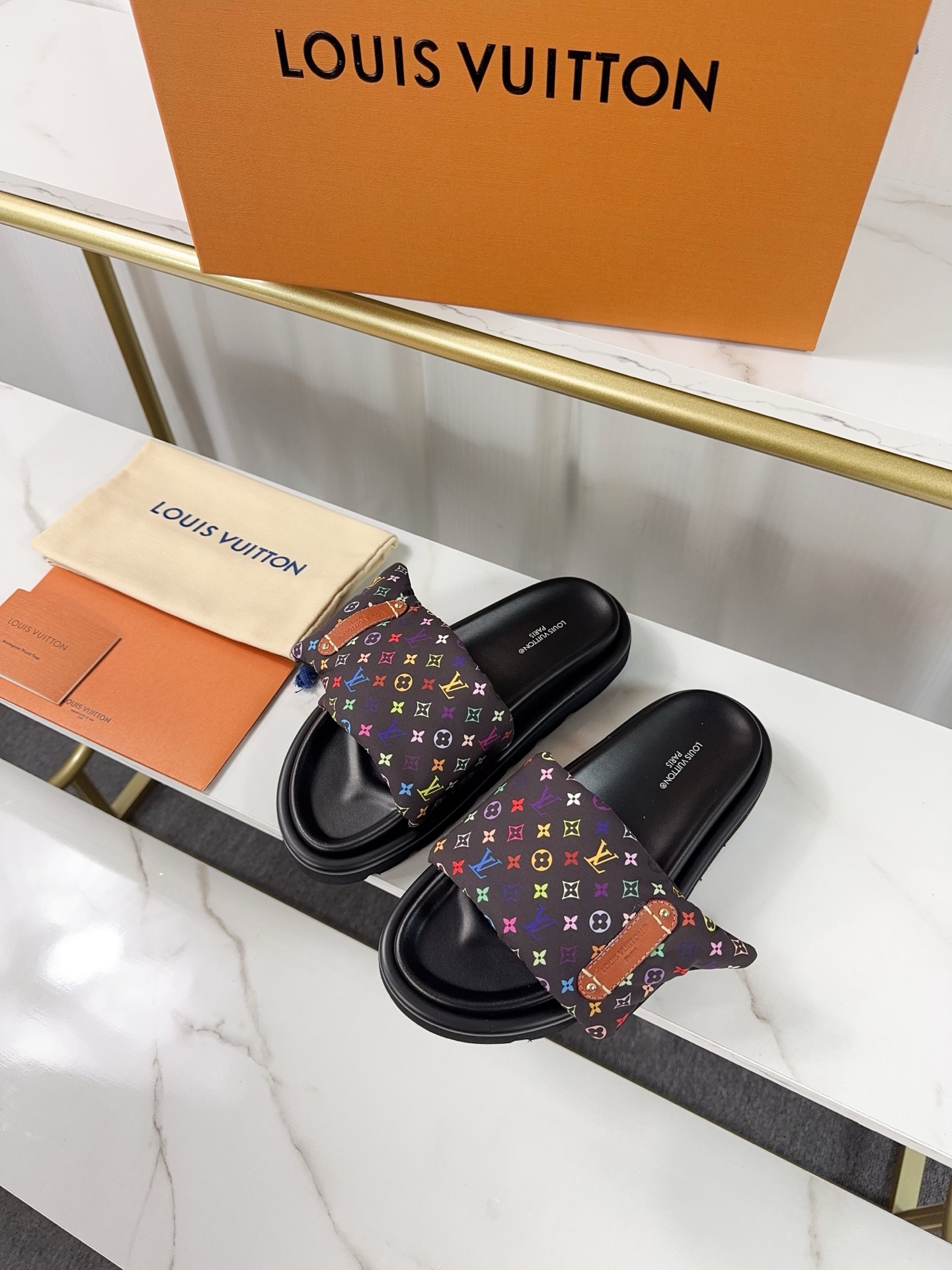 Louis Vuitton Pool Pillow Comfort Flat Sandal Monogram Fabric 4 i1742363650741 707 0 2