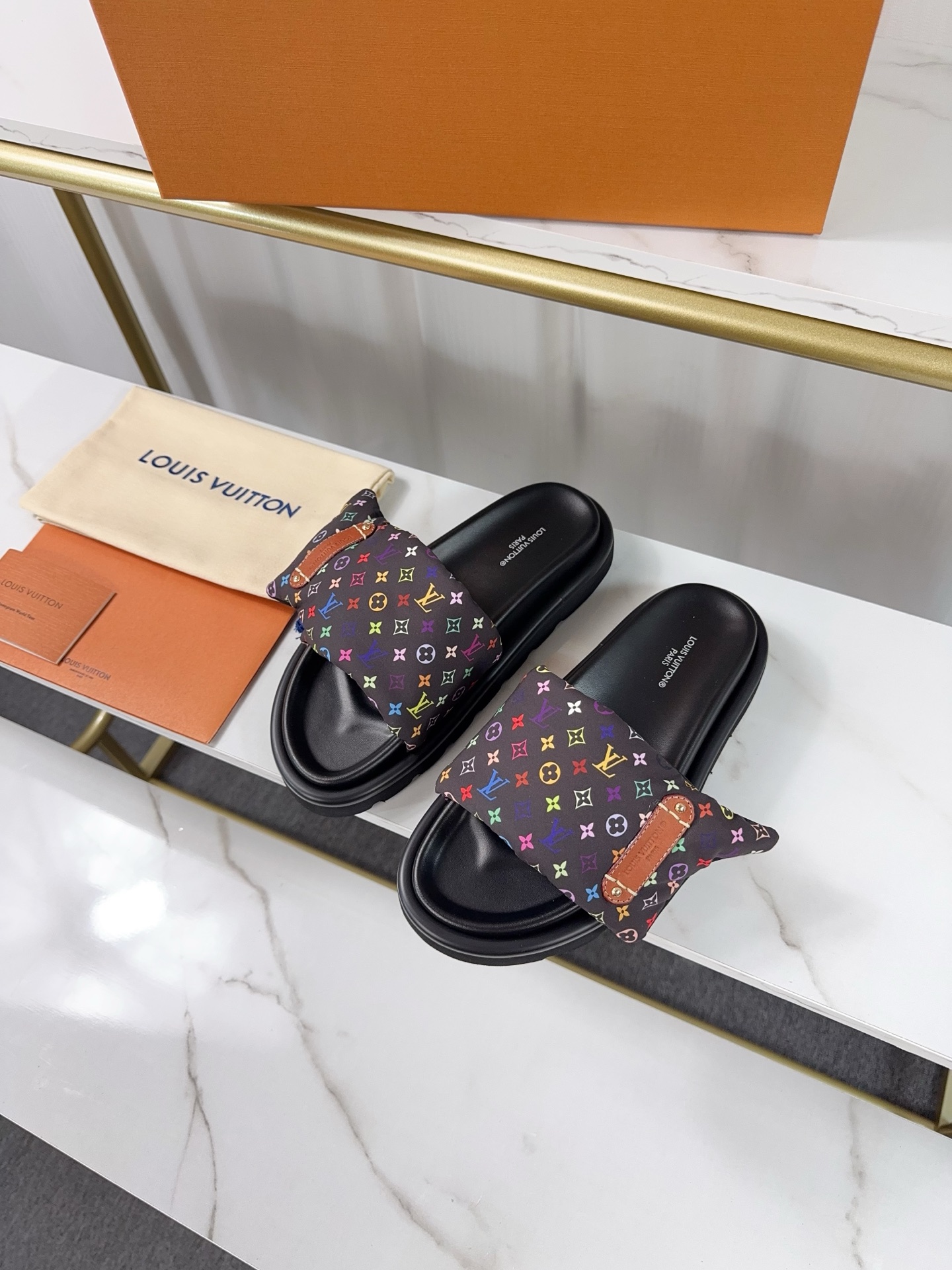Louis Vuitton Pool Pillow Comfort Flat Sandal Monogram Fabric 5 i1742363651403 7356 0 3