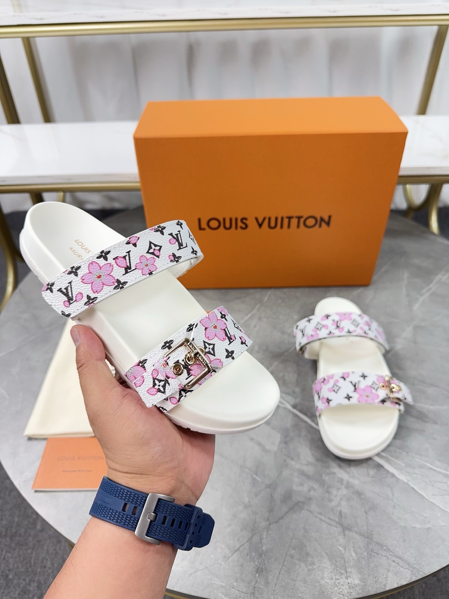 Louis Vuitton 2025 Spring/Summer Sandals with Adjustable Buckle 5 i1742807113654 1443 0 3