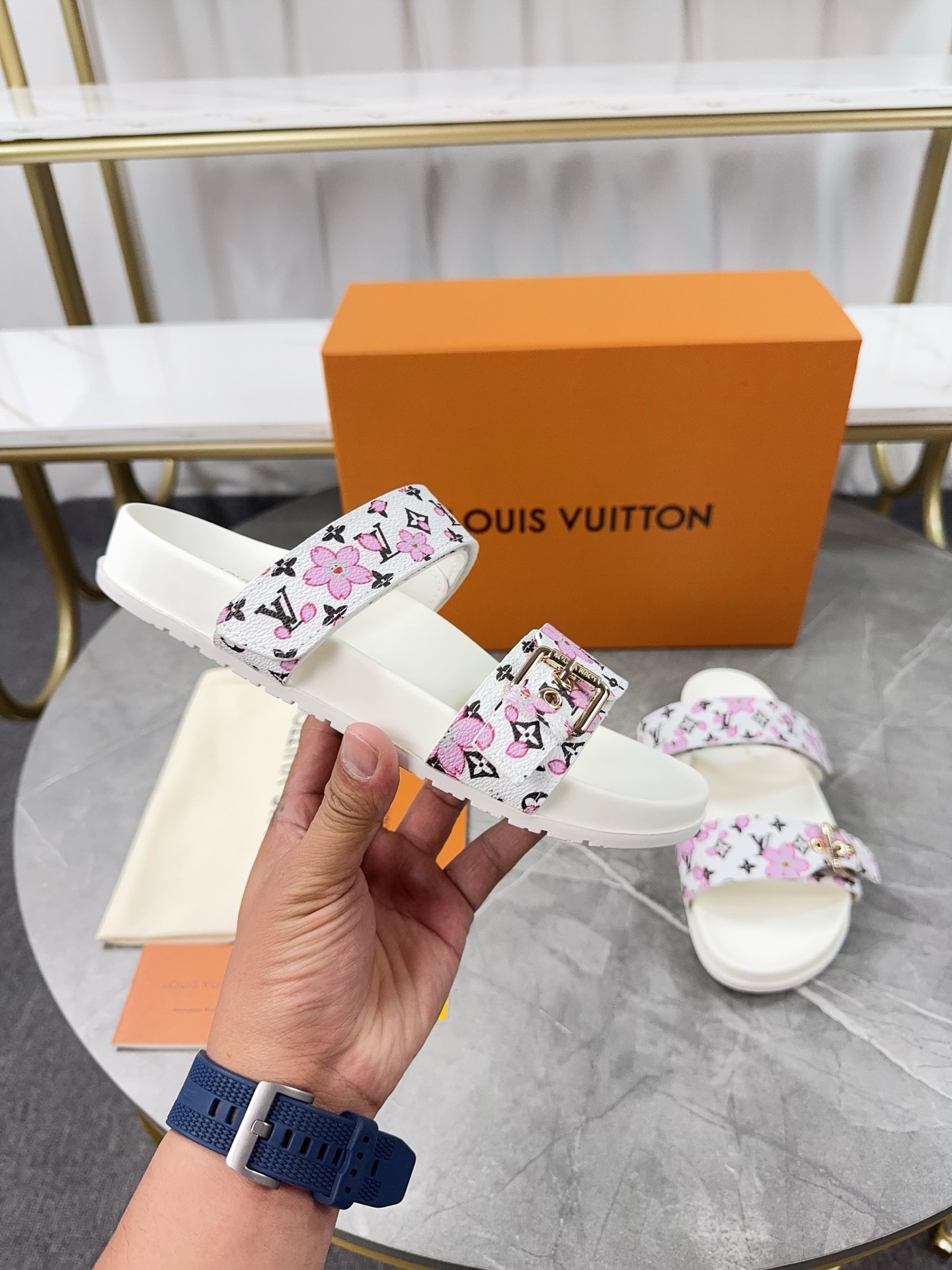 Louis Vuitton 2025 Spring/Summer Sandals with Adjustable Buckle 4 i1742807113655 3230 0 2