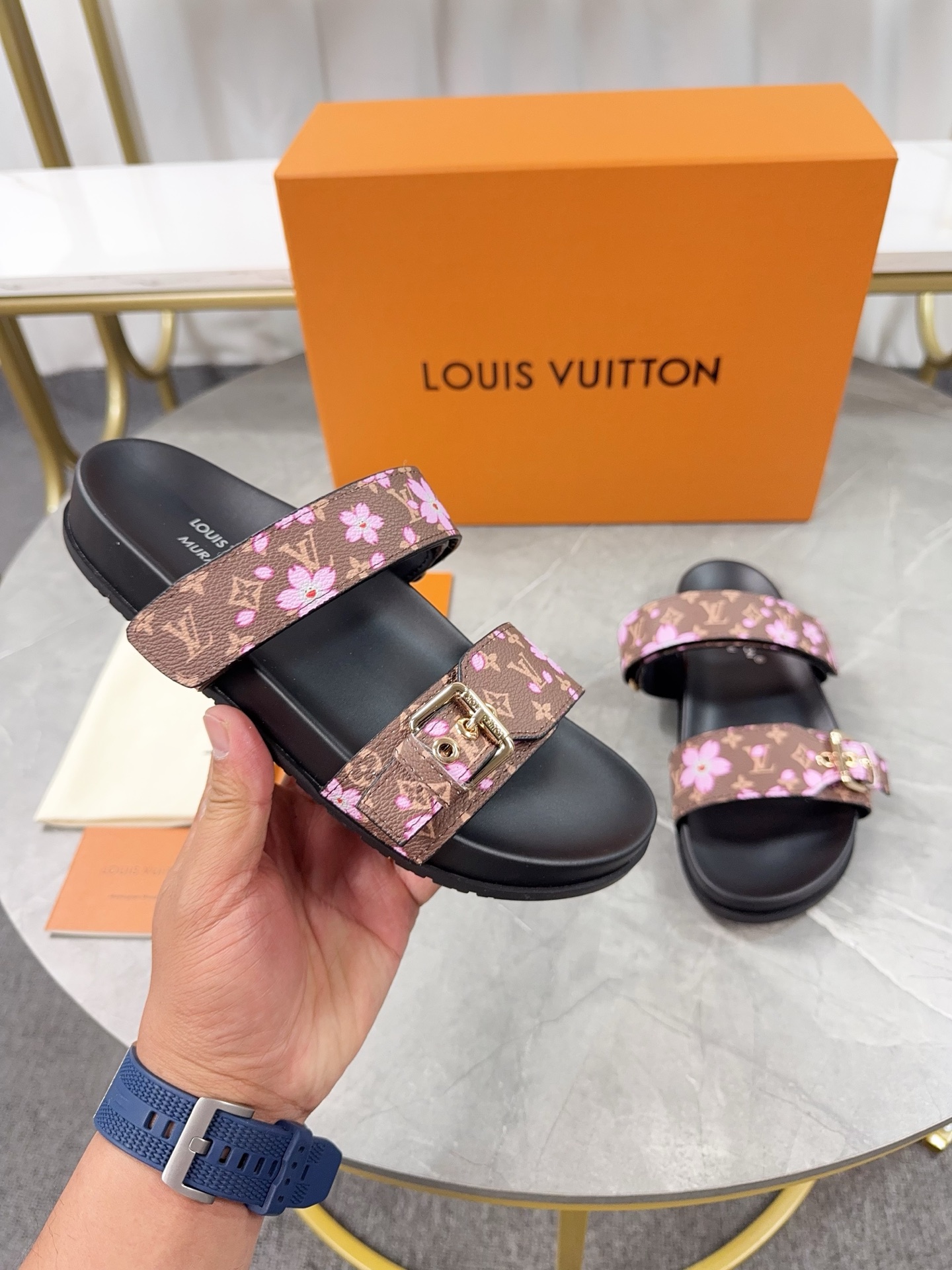 Louis Vuitton Women's Sandal with Adjustable Buckle and Platform Sole 6 i1742807128722 8460 0 4