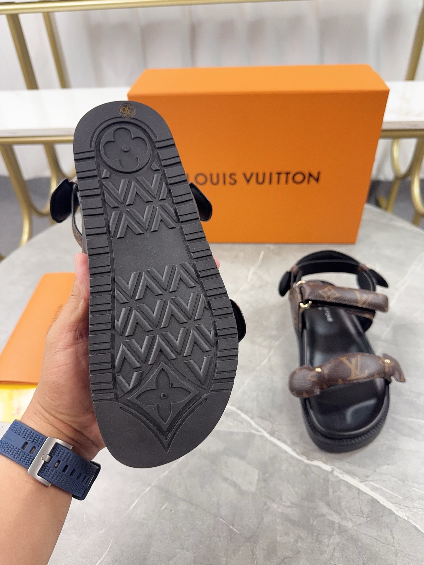 Louis Vuitton 2025 Spring/Summer Sandals - Premium Quality, Stylish Design 9 i1743066321230 8179 0 8