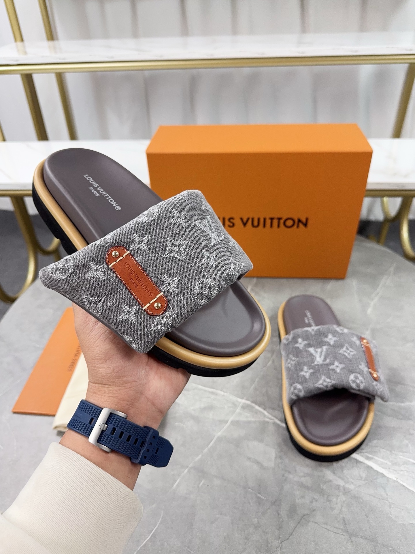 Louis Vuitton Pool Pillow Comfort Flat Sandal with Monogram Fabric, Grey 8 i1743332056091 6296 0 6