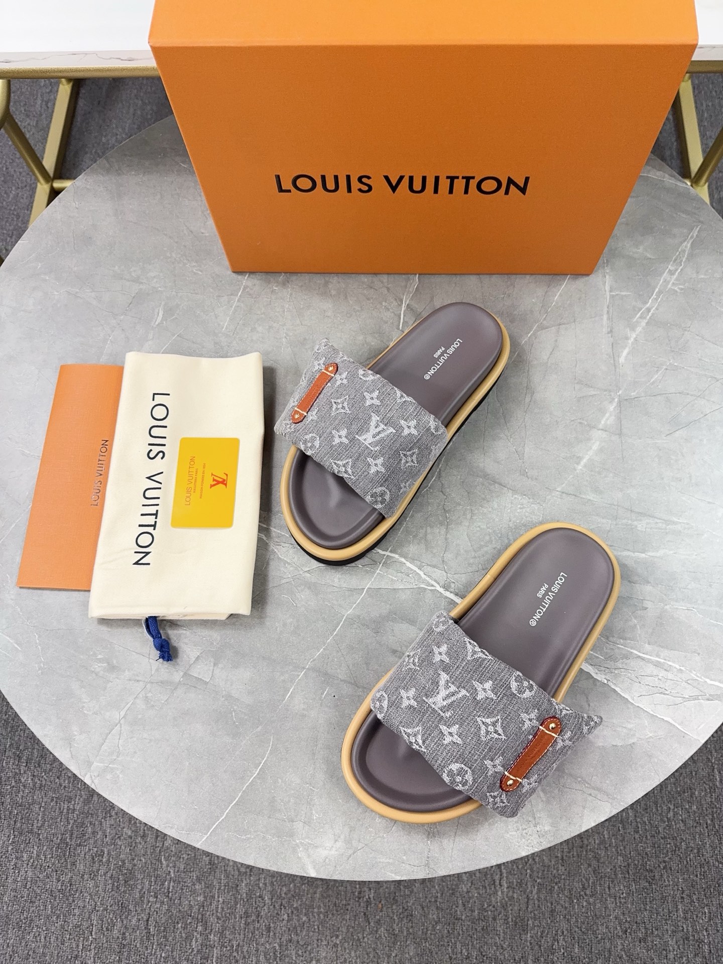 Louis Vuitton Pool Pillow Comfort Flat Sandal with Monogram Fabric, Grey 5 i1743332056092 2835 0 2