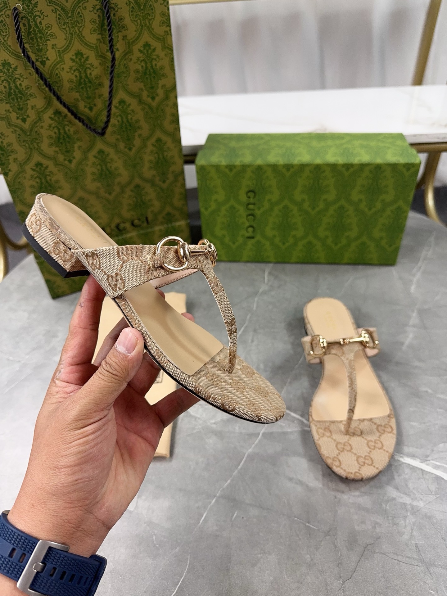 Gucci Women's Thong Sandals with GG Pattern and Horsebit Detail 9 i1743673328678 896 0 8