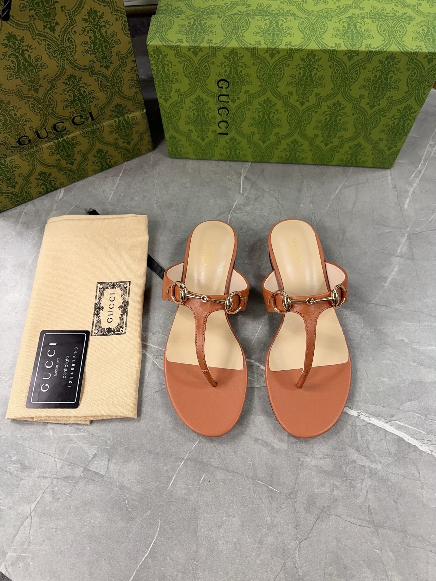 Gucci Women's Leather Thong Sandals with Horsebit Detail - Fashionable & Chic 8 i1743673342346 5773 0 6