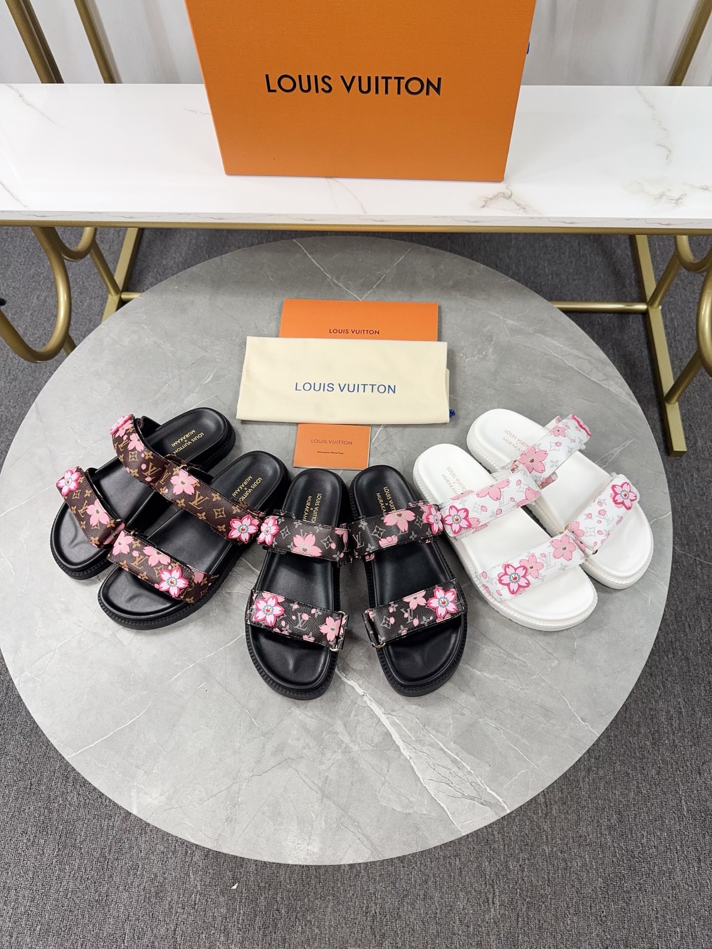 Louis Vuitton 2025 Spring/Summer Women's Trendy Sandals with Floral Print 10 i1744871531152 3938 0 0