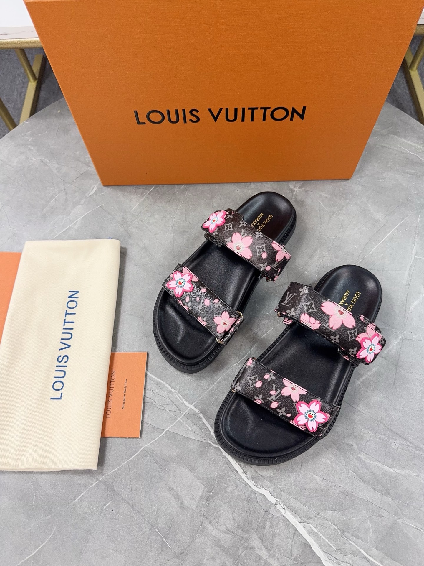 Louis Vuitton 2025 Spring/Summer Women's Trendy Sandals with Floral Print 4 i1744871552225 5878 0 2