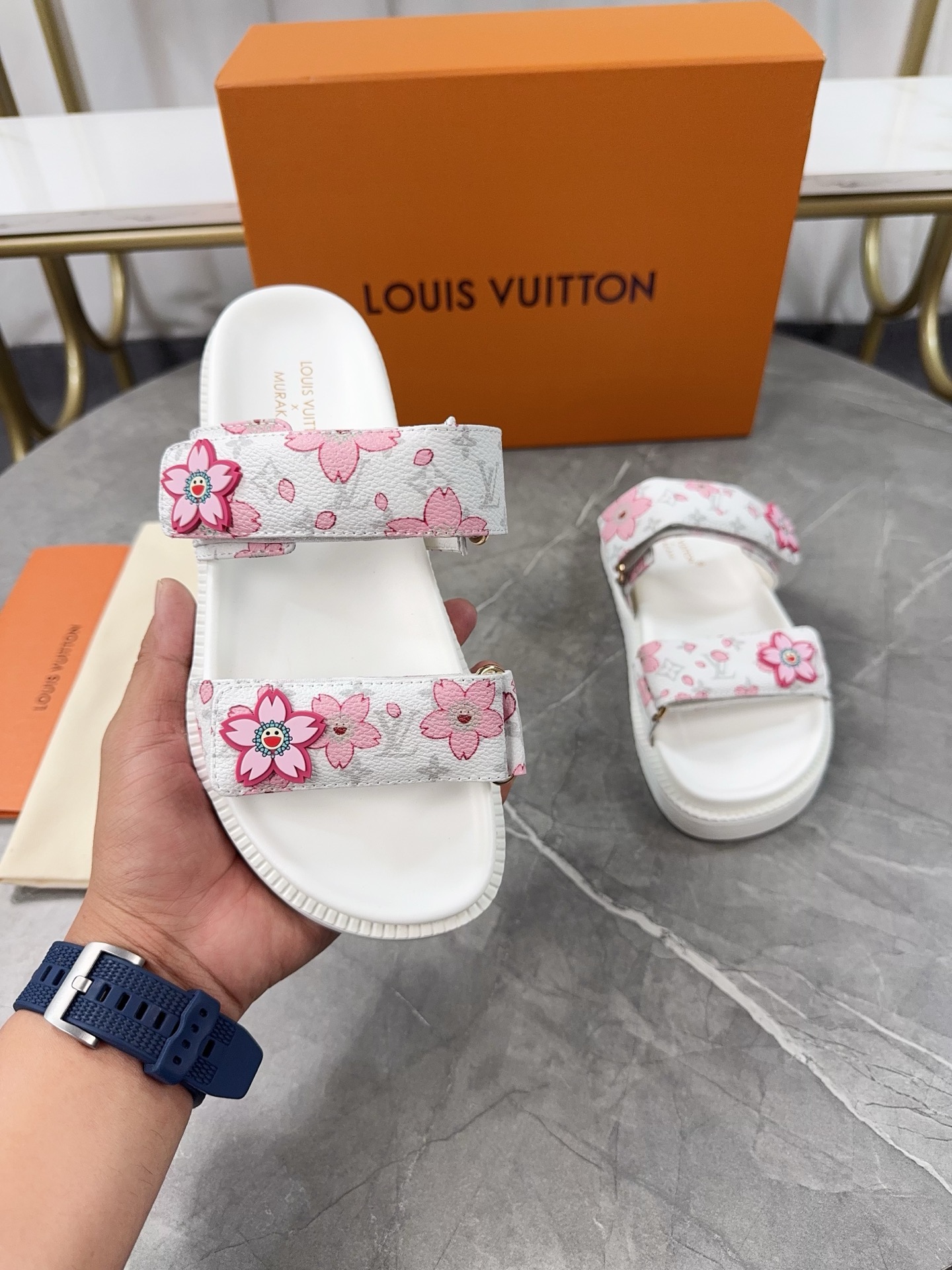 Louis Vuitton 2025 Spring/Summer Peach Blossom Sandals - Stylish & Comfortable 4 i1744871578687 629 0 3