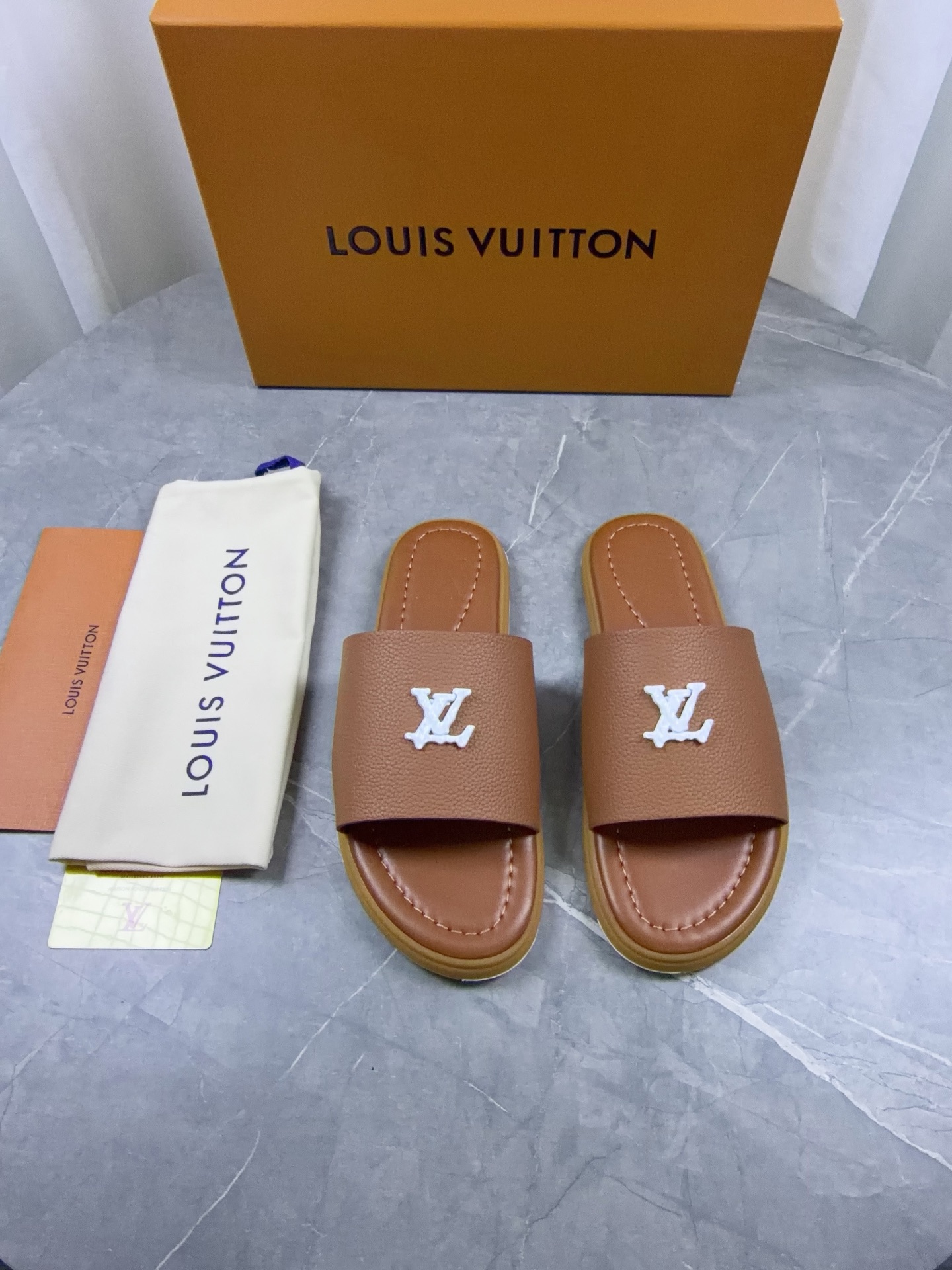 _dVn9sBa-Hu2MPzSChHHnJXpJ-4_FDrl8iurJq_Q