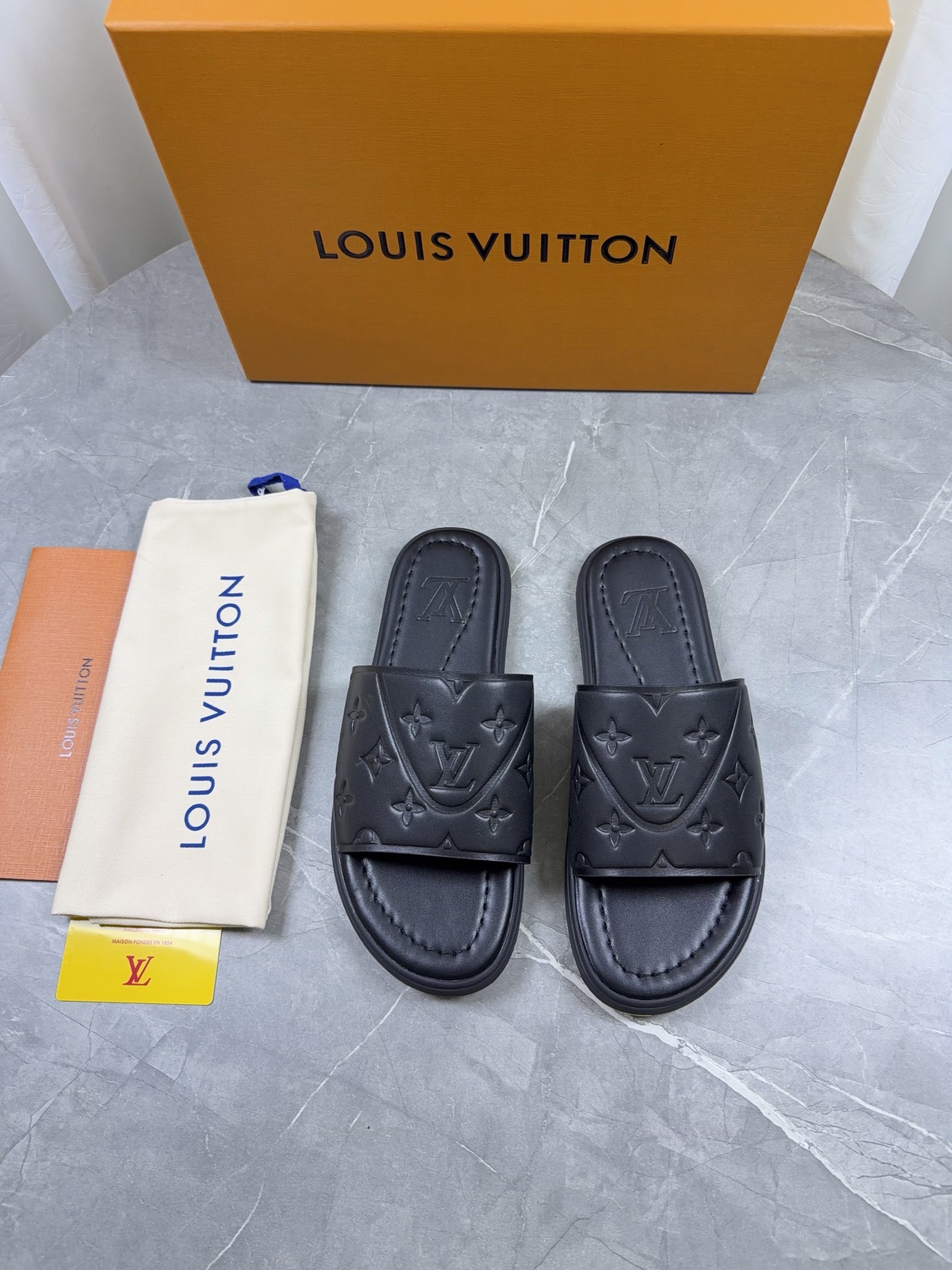 _d9K9senfKea9SStYTh9umF_WLyY1N7fFF8E14-A