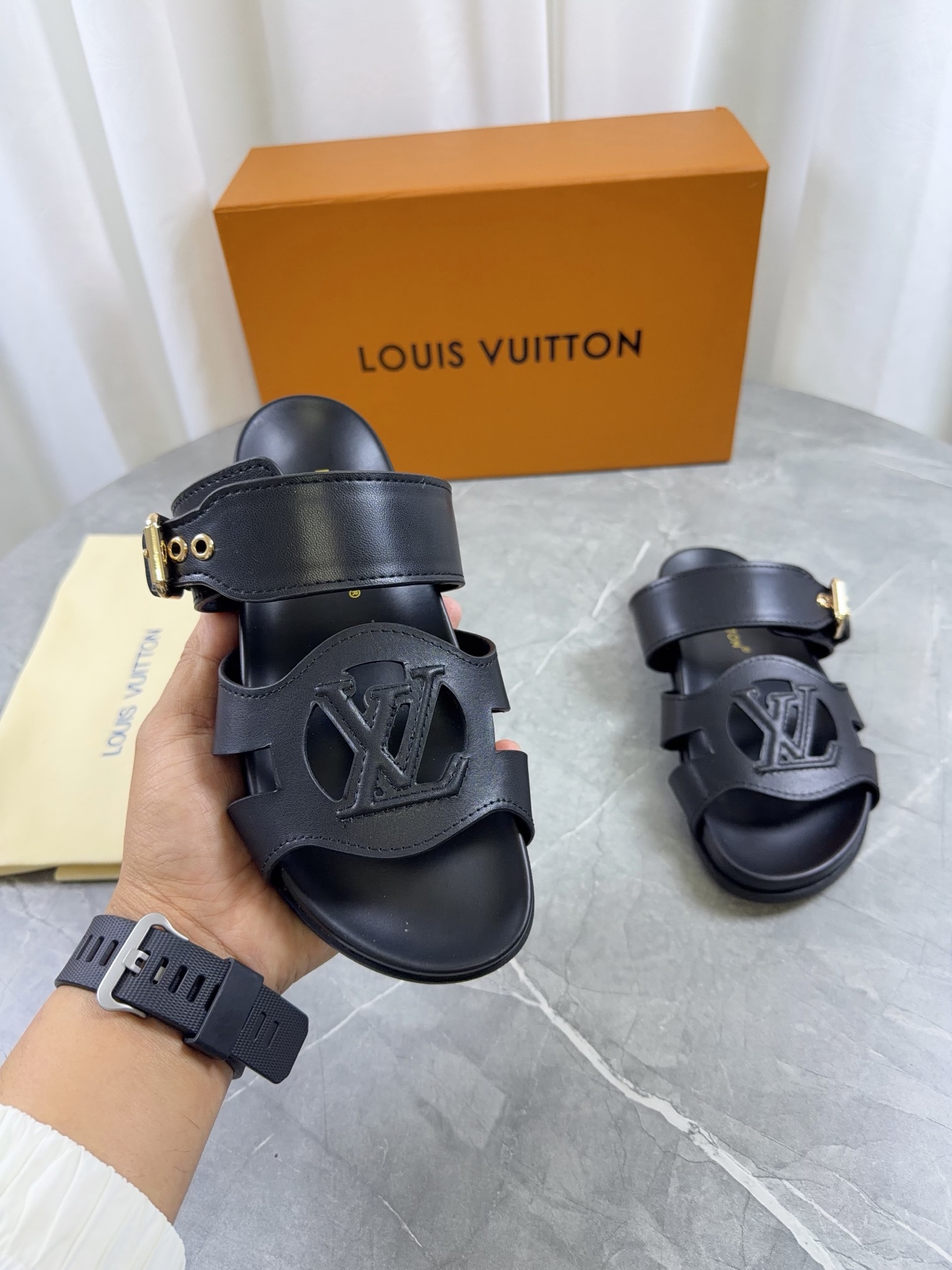 LV Style Leather Men's Shoes style reference detail image 6 from source 766790