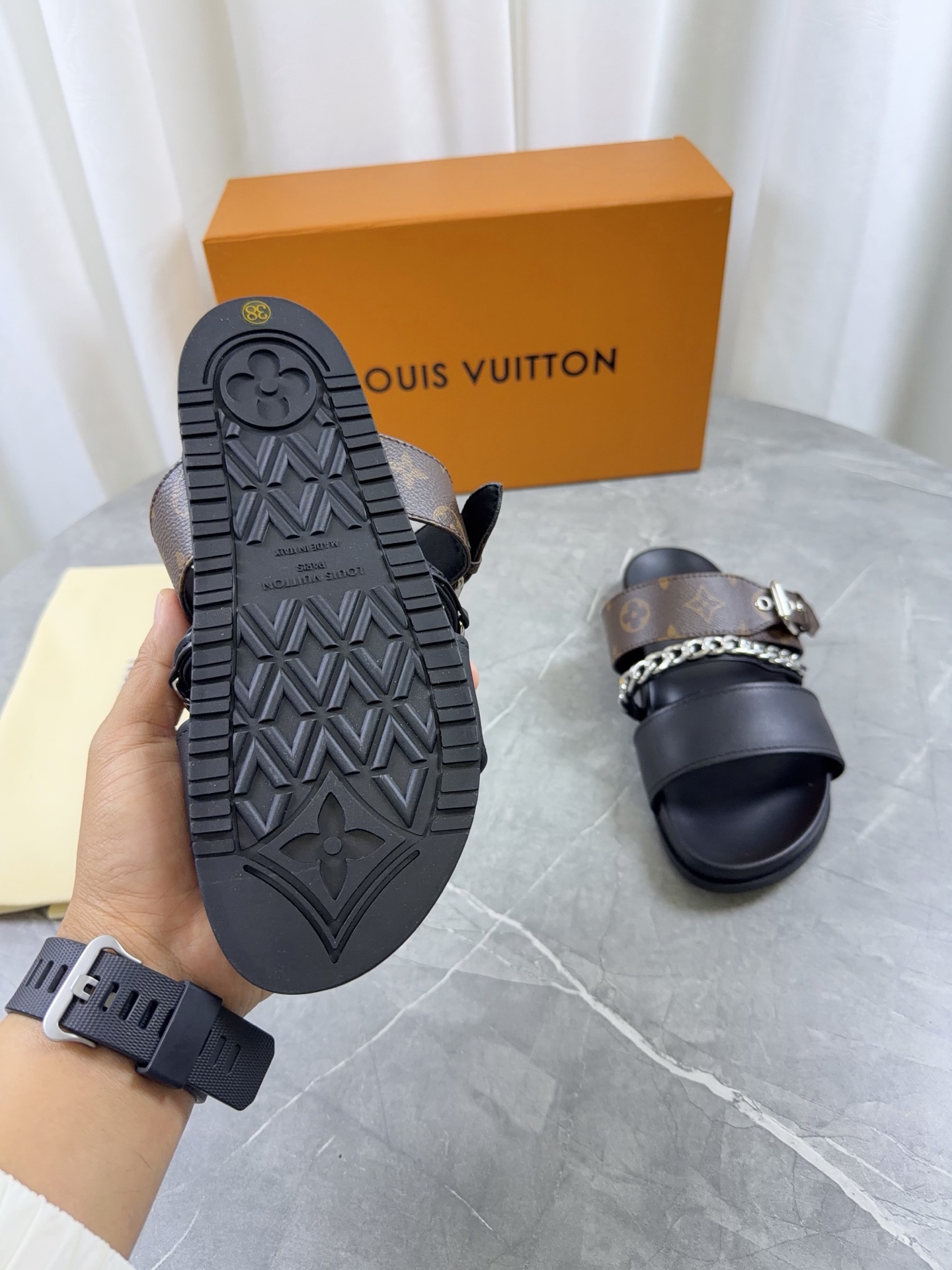 LV Style Leather Men's Shoes style reference detail image 9 from source 766791