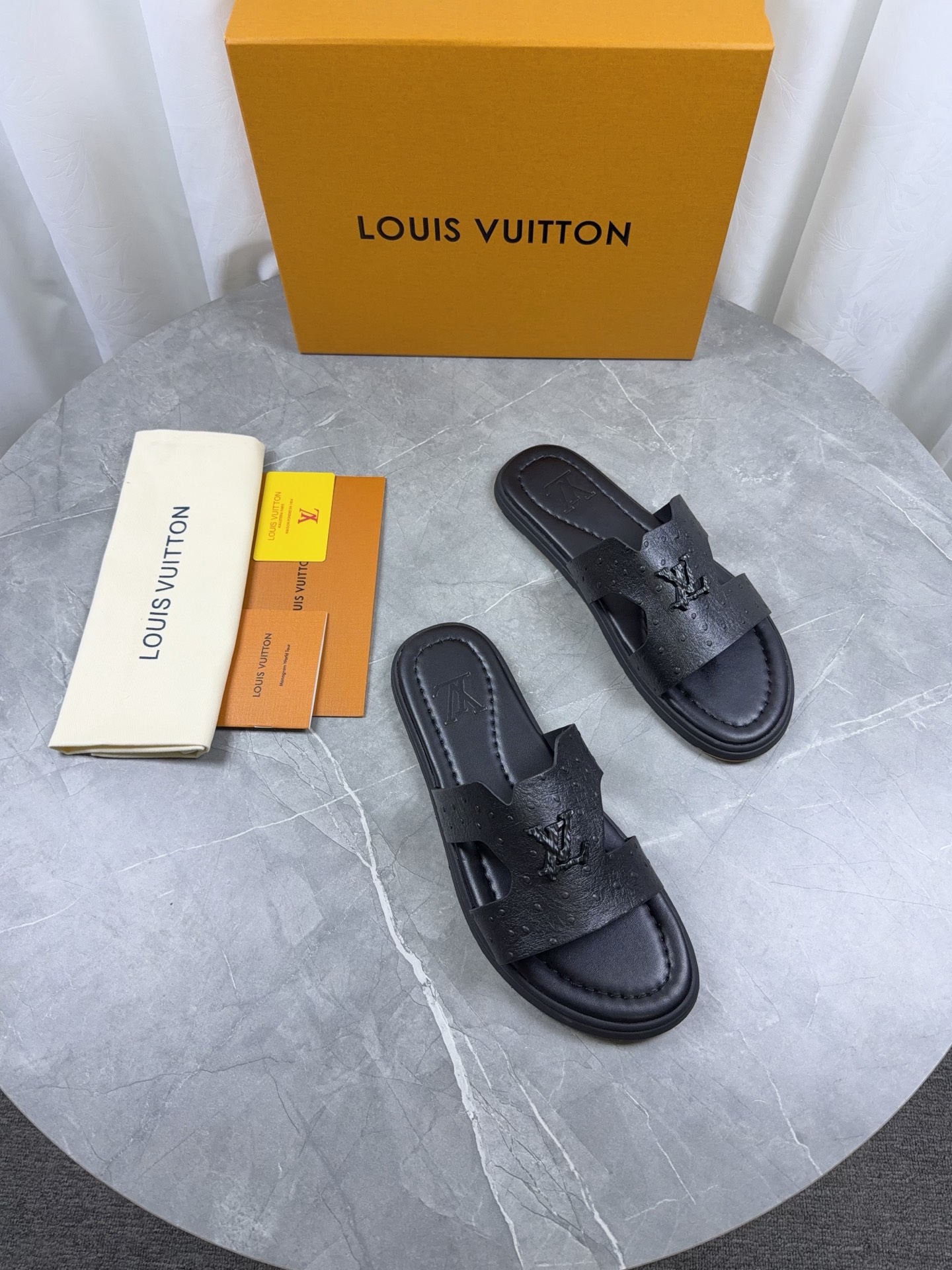 LV Style Leather Men's Shoes style reference detail image 8 from source 766795