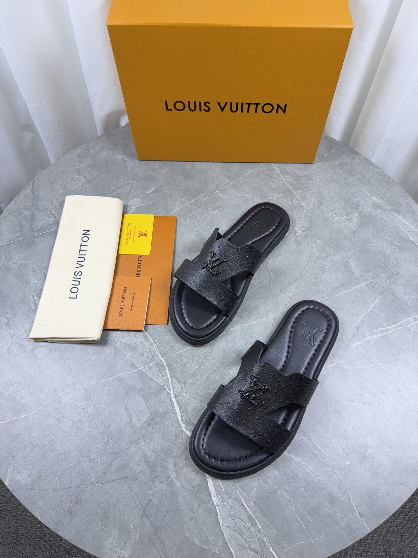 LV Style Leather Men's Shoes style reference detail image 3 from source 766795
