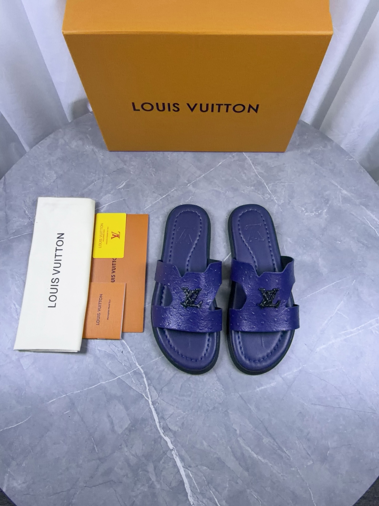 LV Style Leather Men's Shoes Lookbook Reference image 2