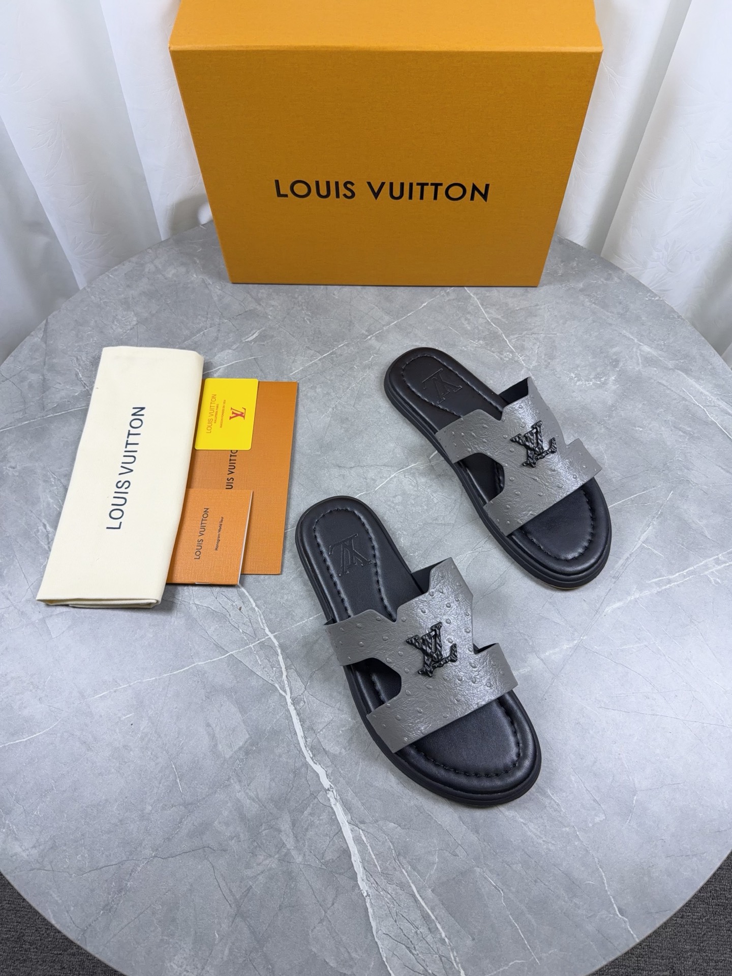 LV Style Leather Men's Shoes style reference detail image 5 from source 766797