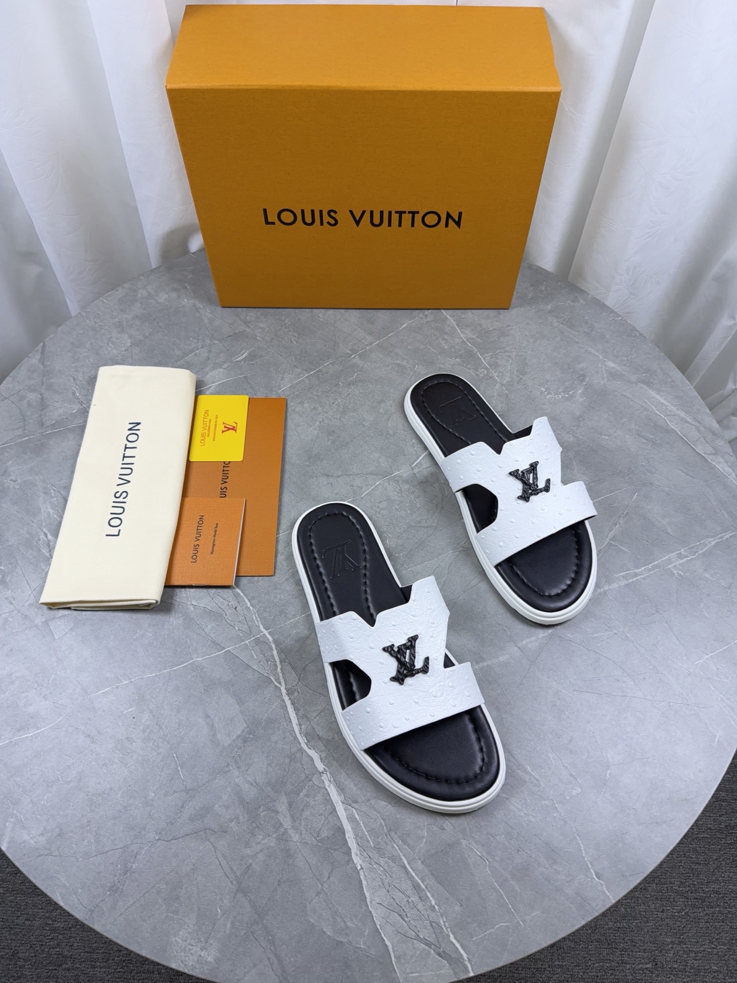 LV Style Leather Men's Shoes style reference detail image 3 from source 766799