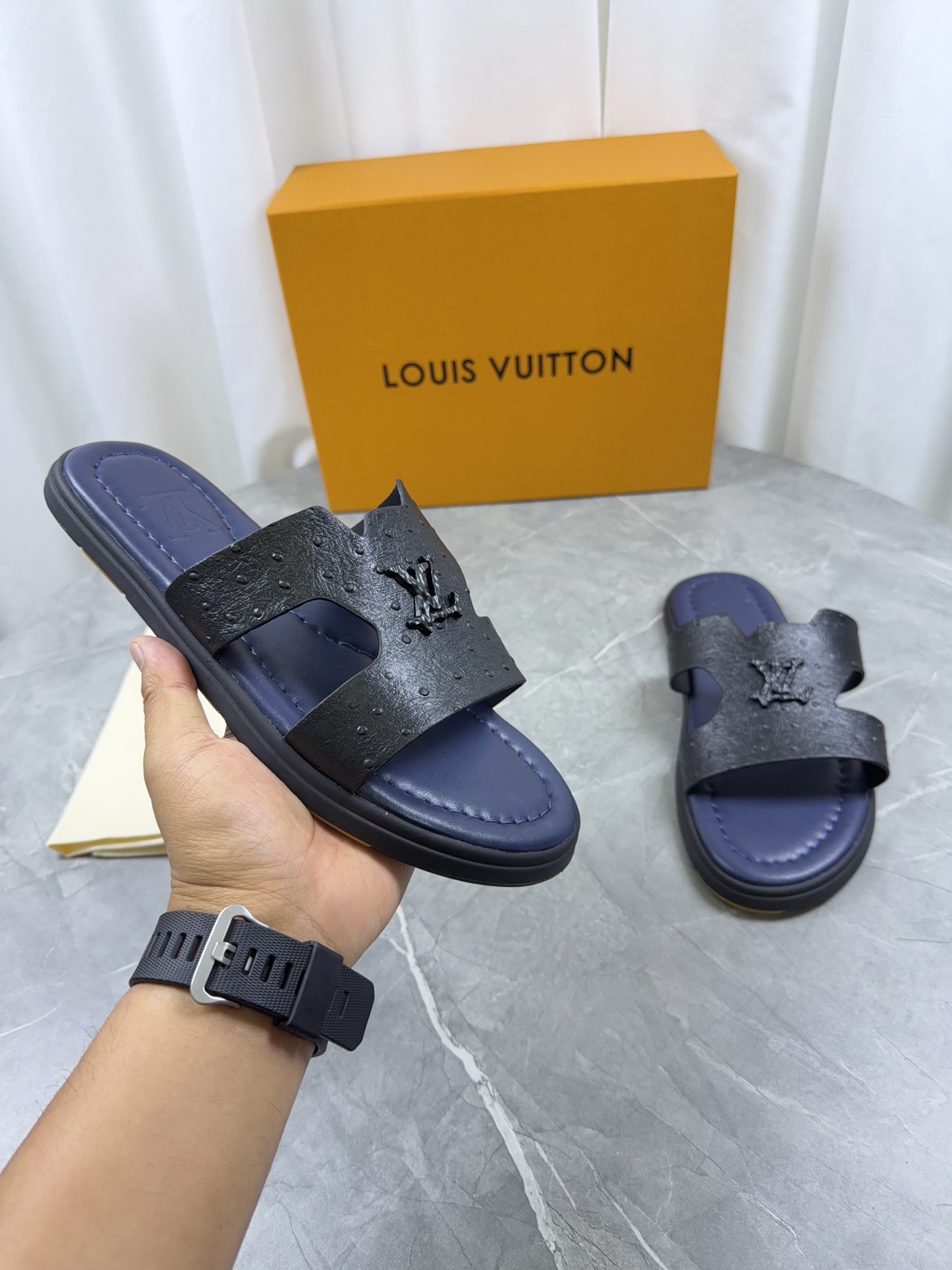 LV Style Leather Men's Shoes style reference detail image 6 from source 766801