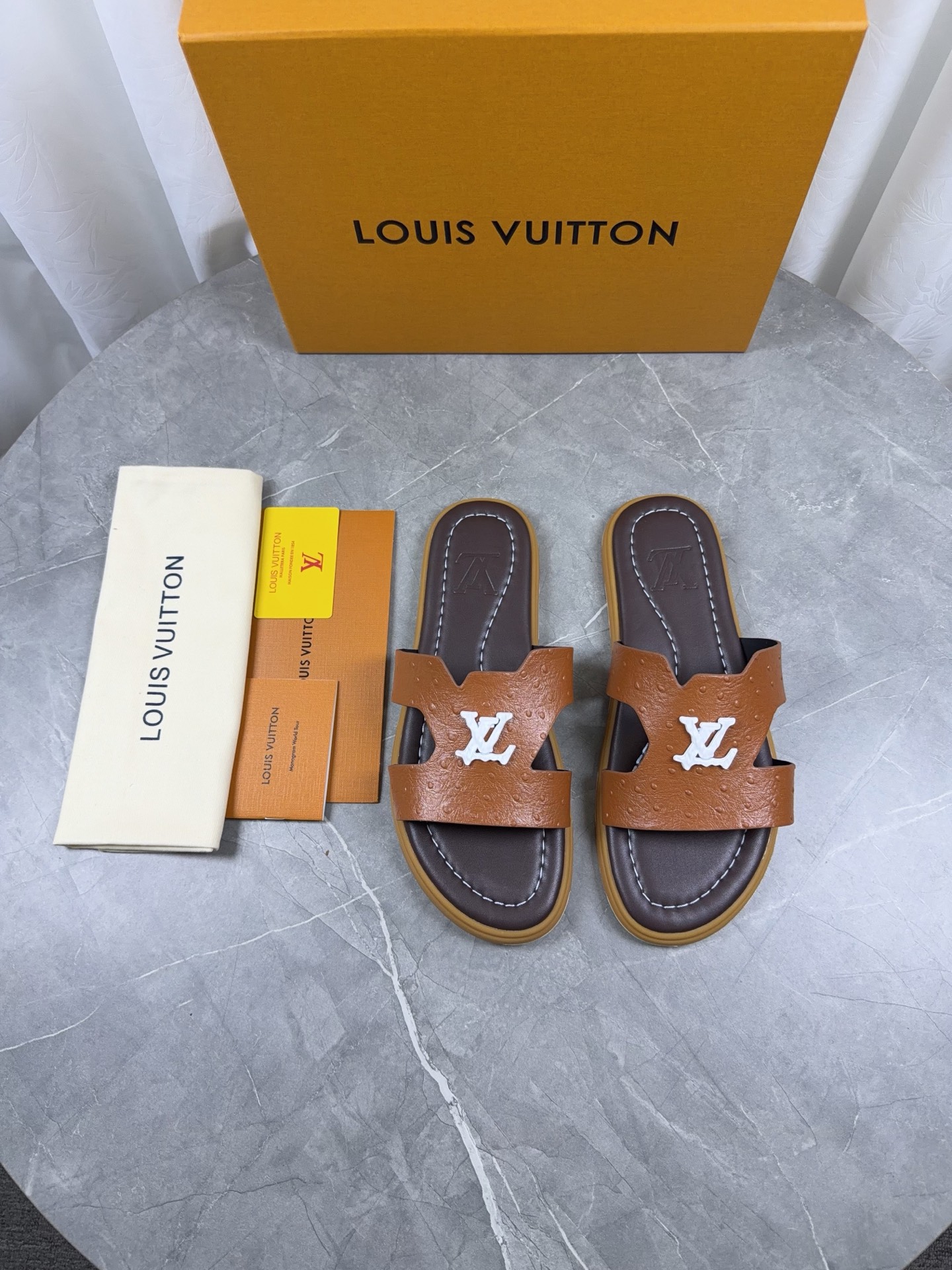LV Style Leather Men's Shoes Lookbook Reference image 2