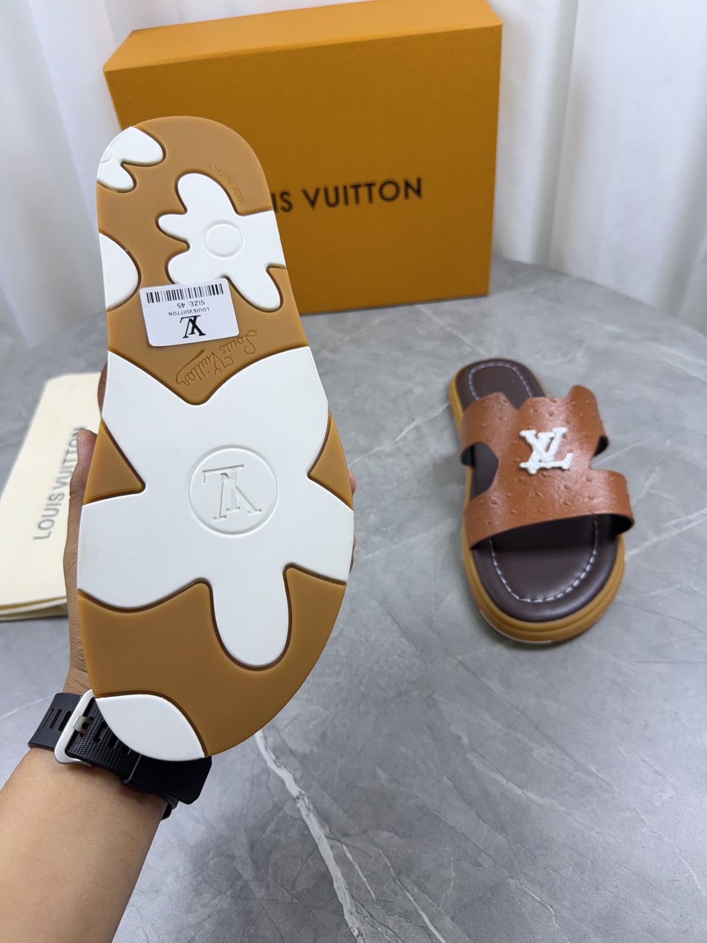 LV Style Leather Men's Shoes style reference detail image 8 from source 766803