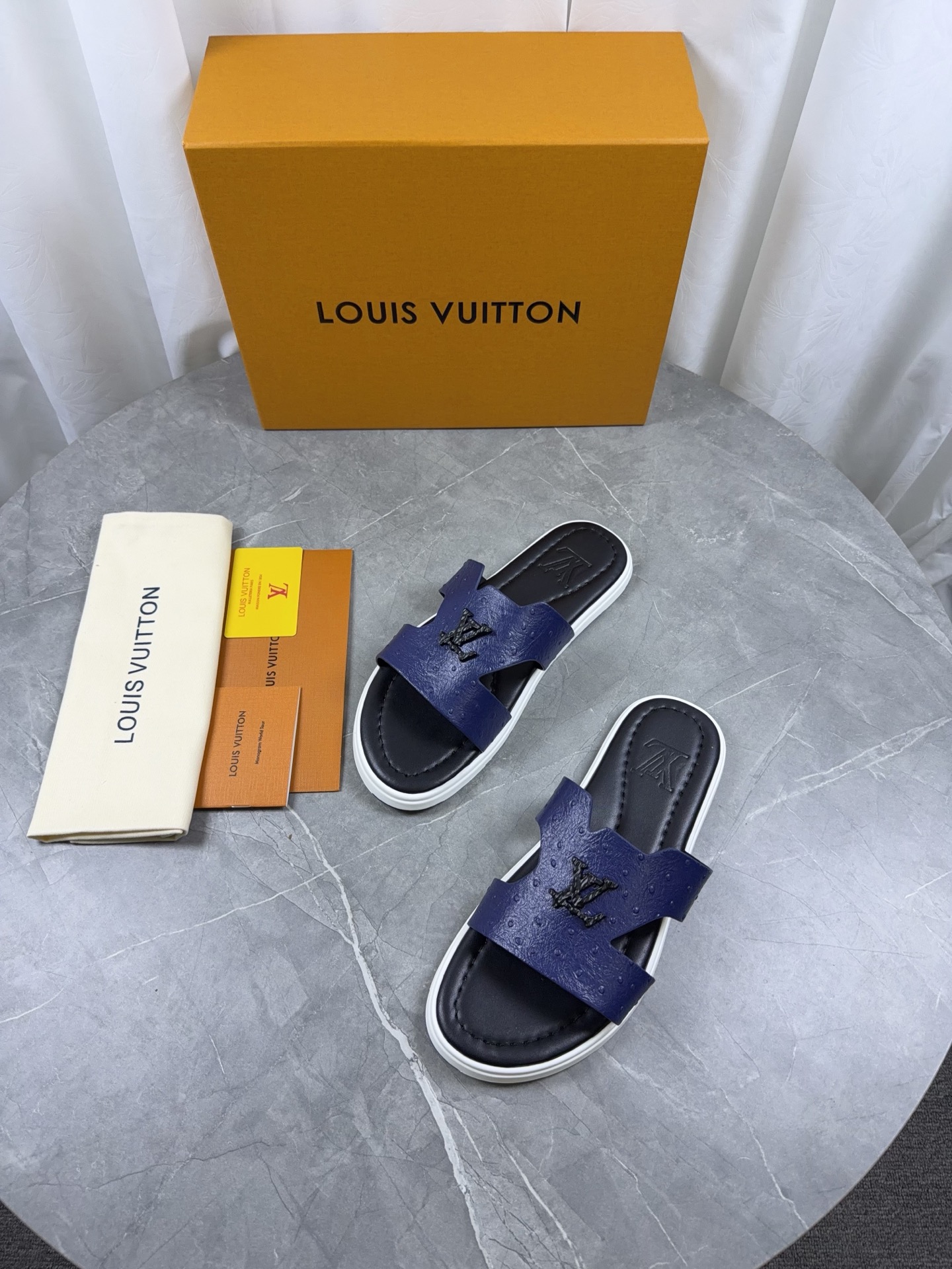 LV Style Leather Men's Shoes style reference detail image 4 from source 766804