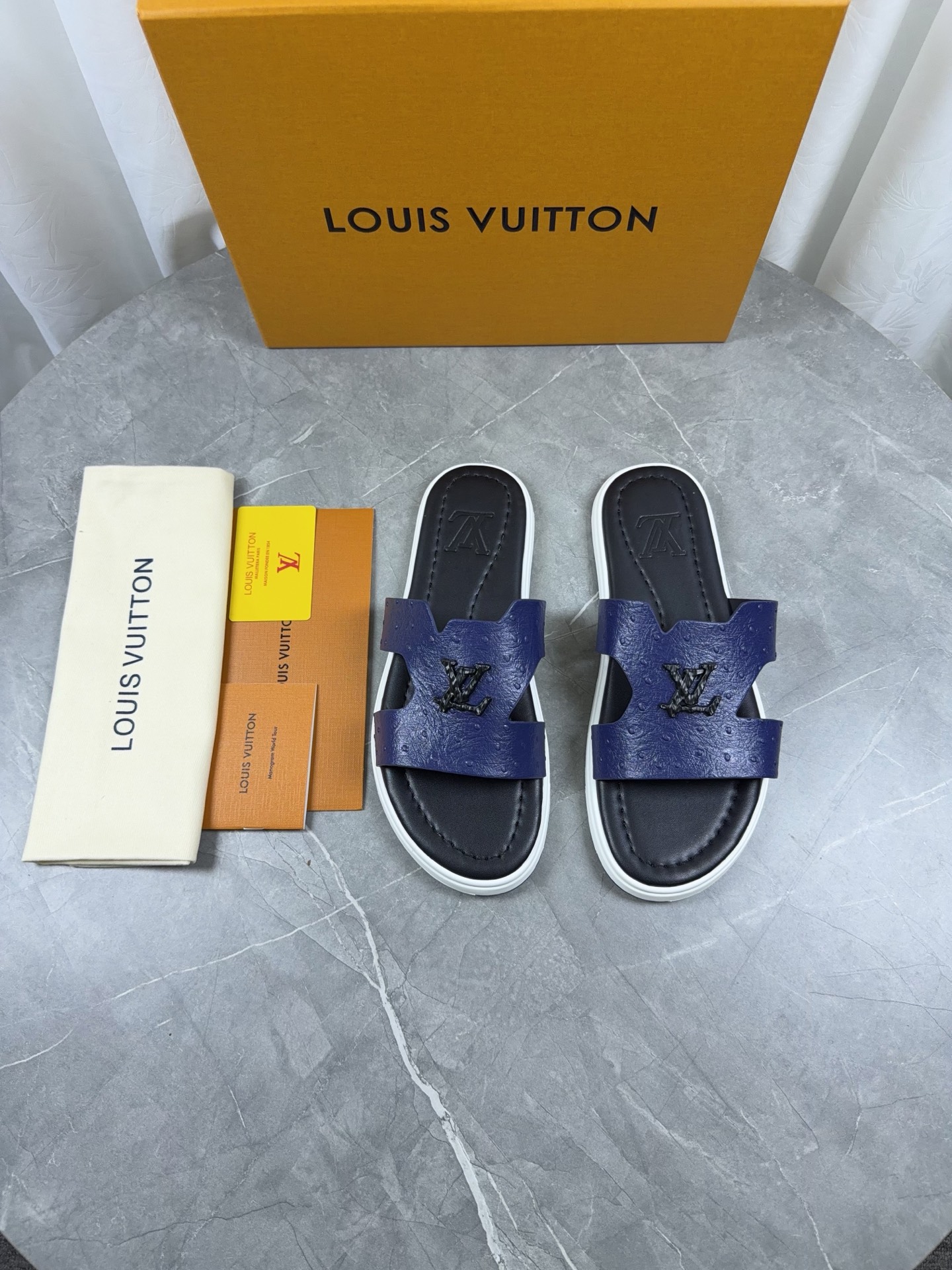 LV Style Leather Men's Shoes Lookbook Reference image 2