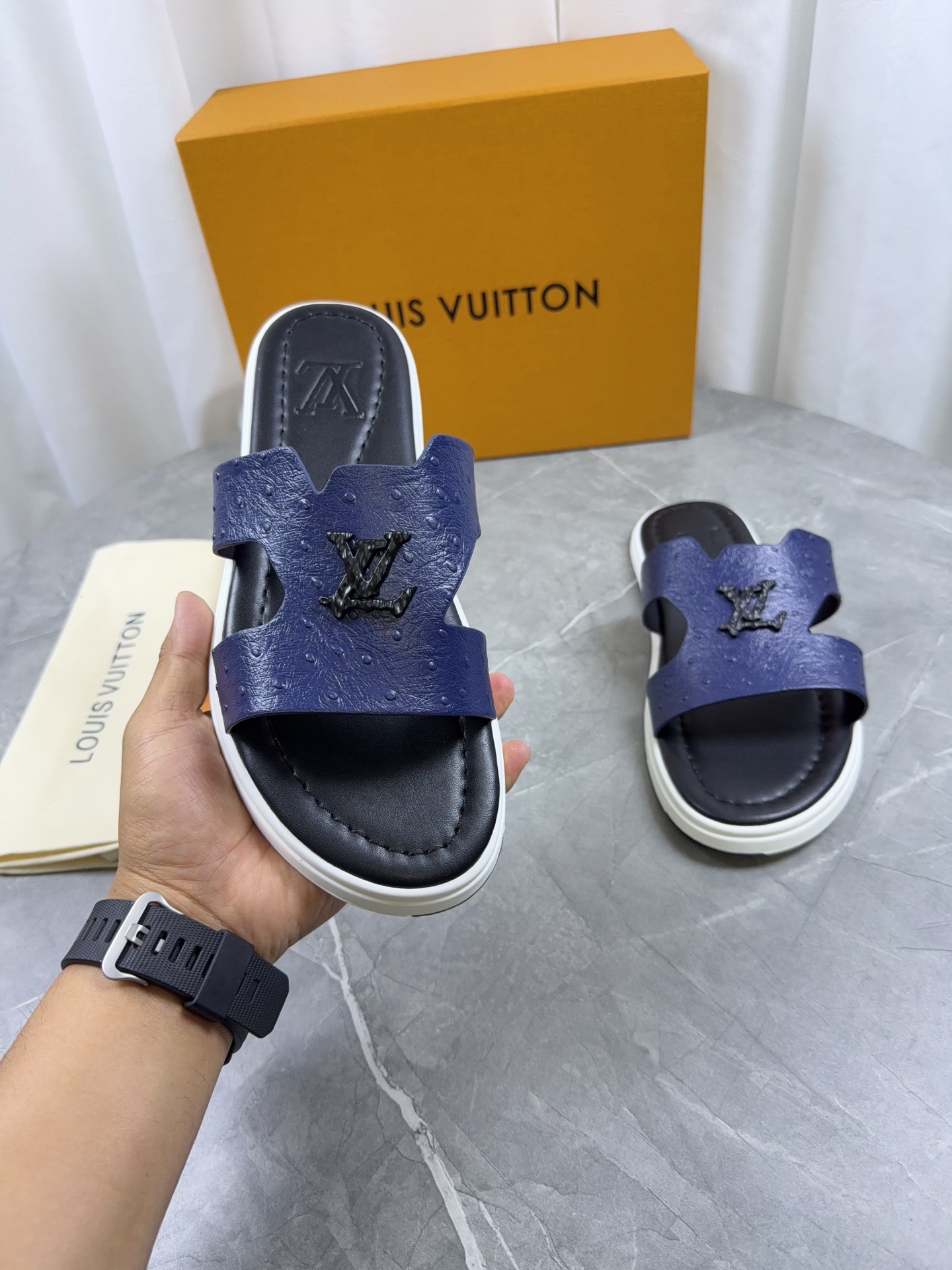 LV Style Leather Men's Shoes style reference detail image 7 from source 766804