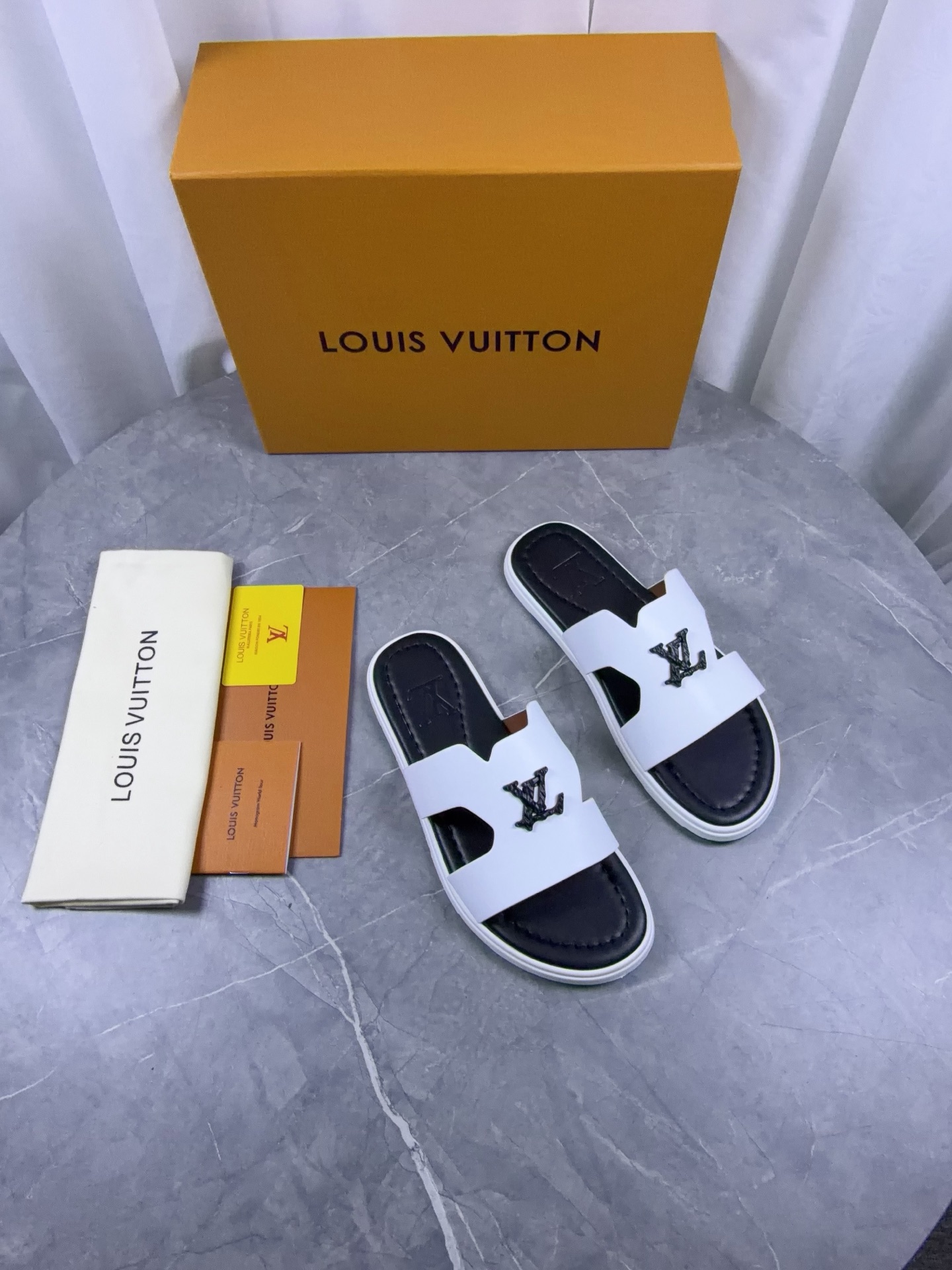 LV Style Leather Men's Shoes style reference detail image 8 from source 766805