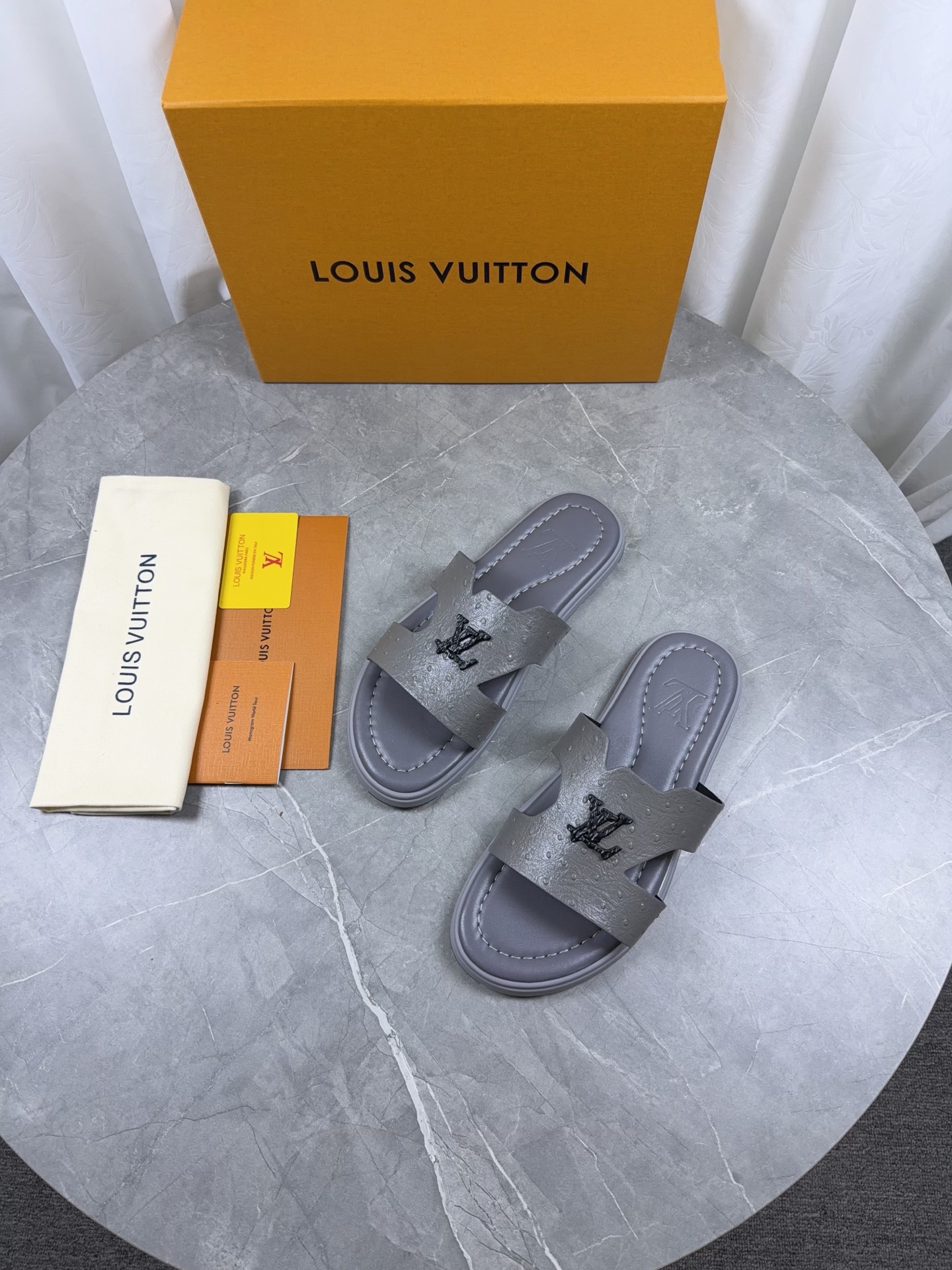 LV Style Leather Men's Shoes style reference detail image 3 from source 766806