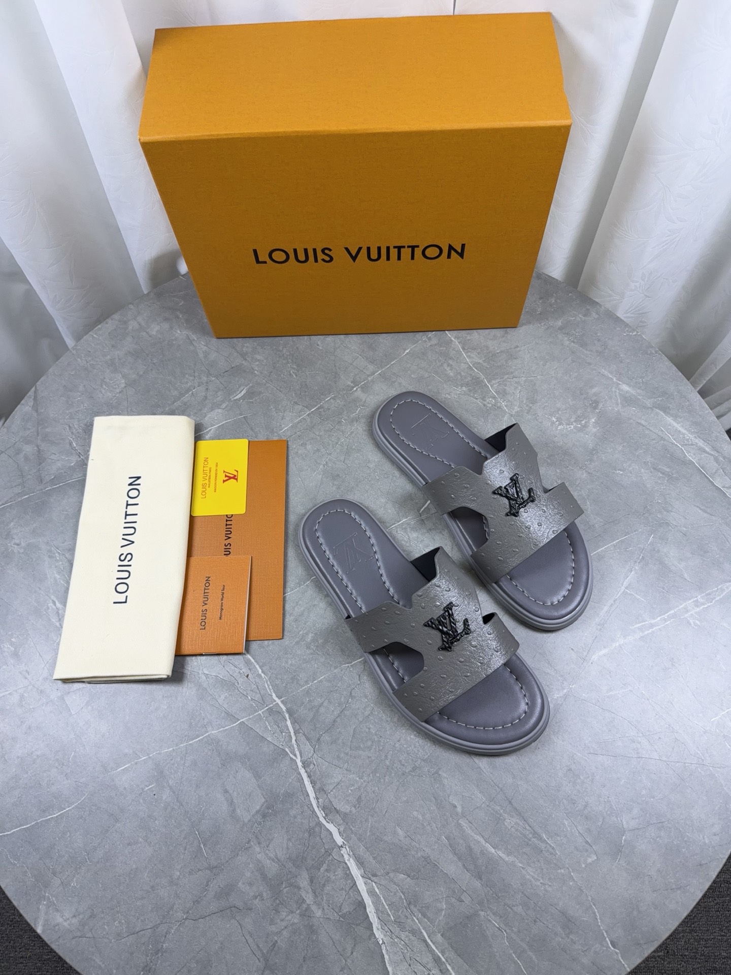 LV Style Leather Men's Shoes style reference detail image 8 from source 766806