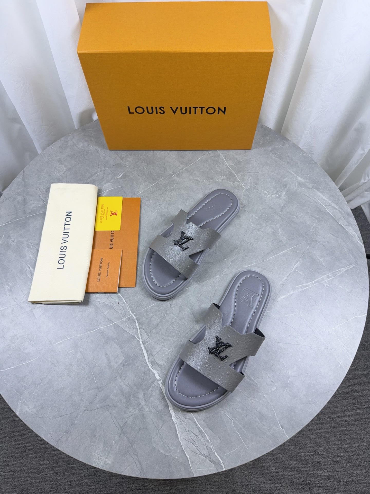 LV Style Leather Men's Shoes style reference detail image 4 from source 766806