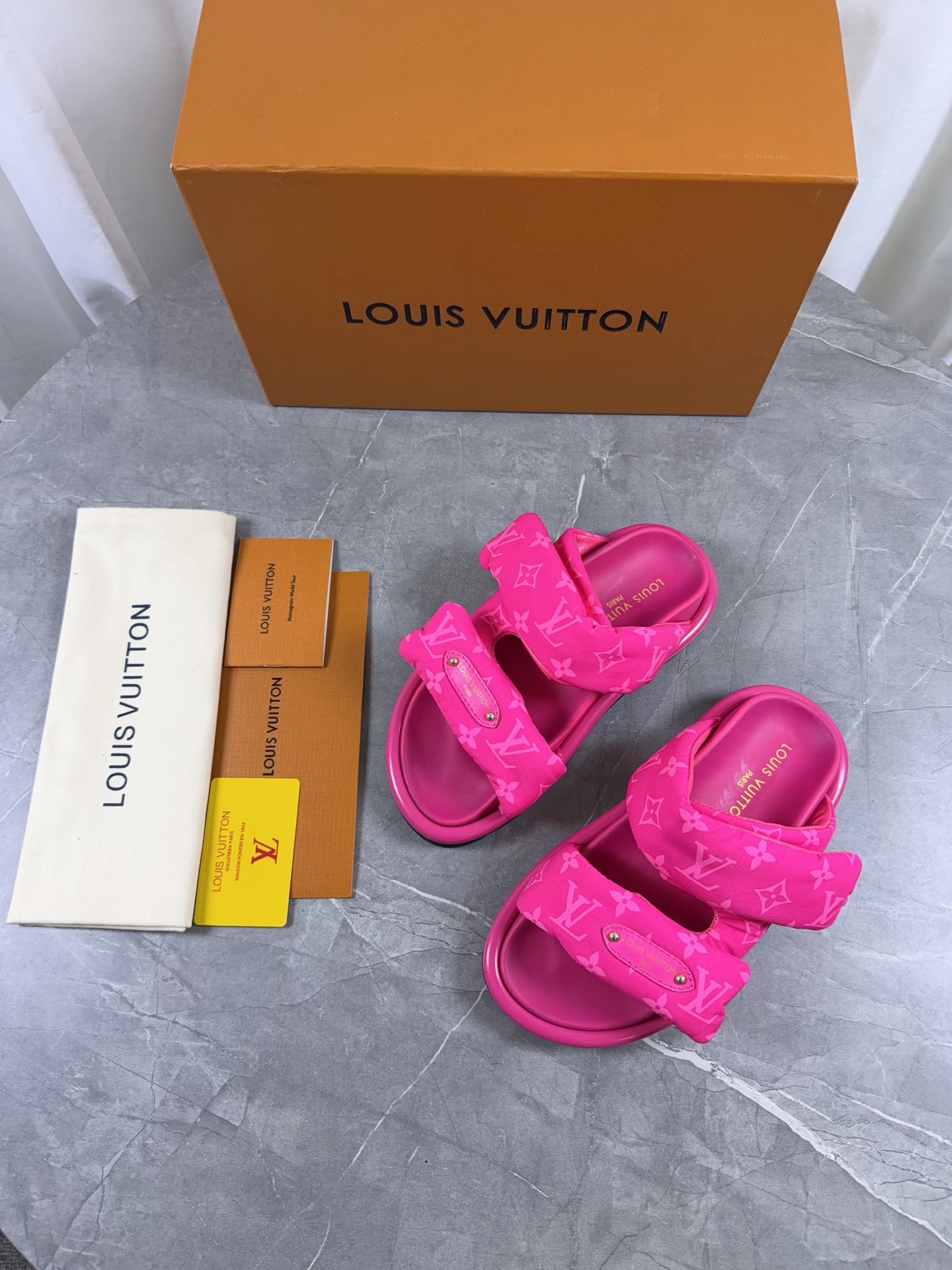 LV Style Leather Men's Shoes style reference detail image 4 from source 766792