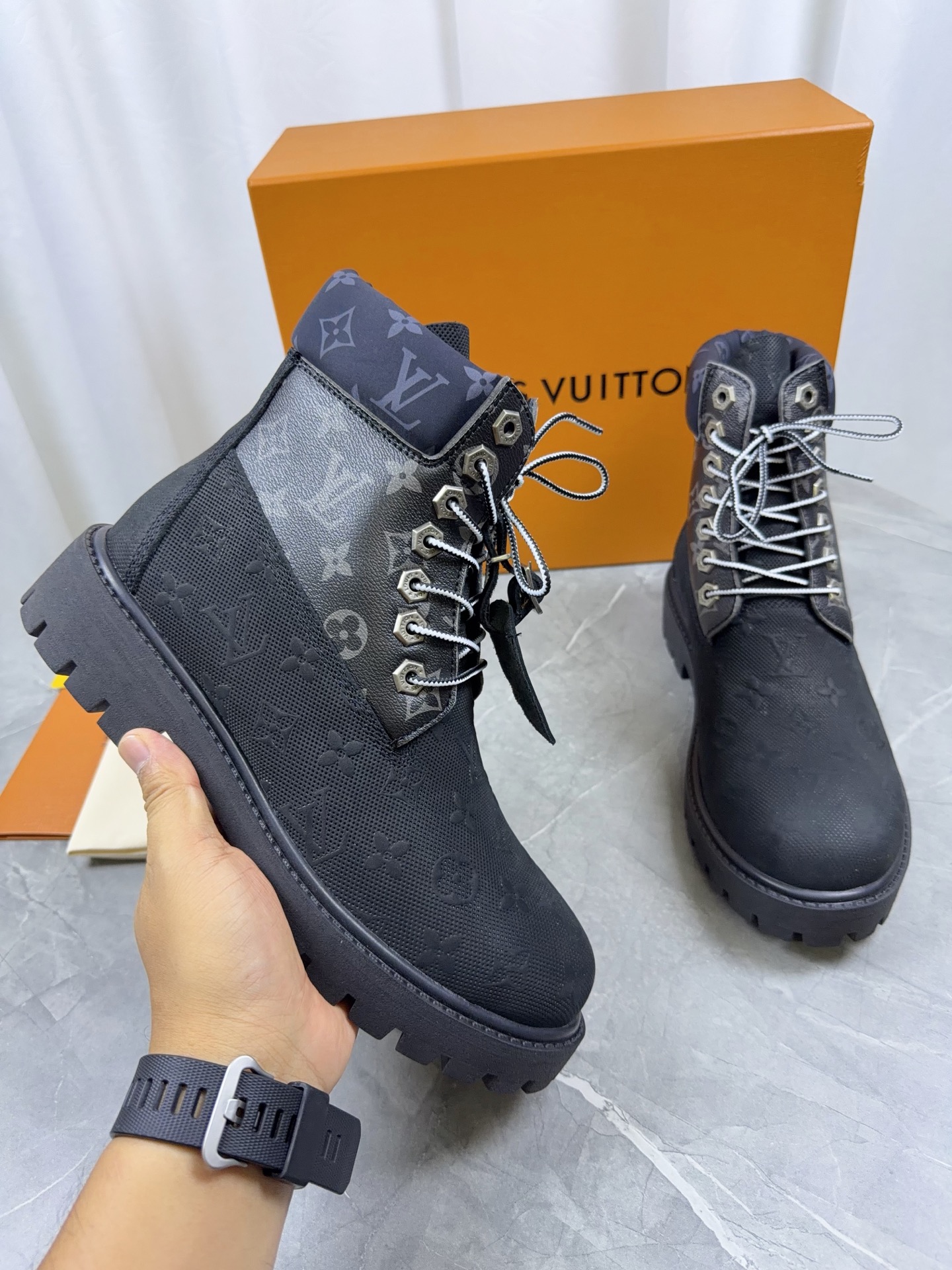 루이비통 신발 129042 Louis Vuitton Shoes 썸네일 이미지