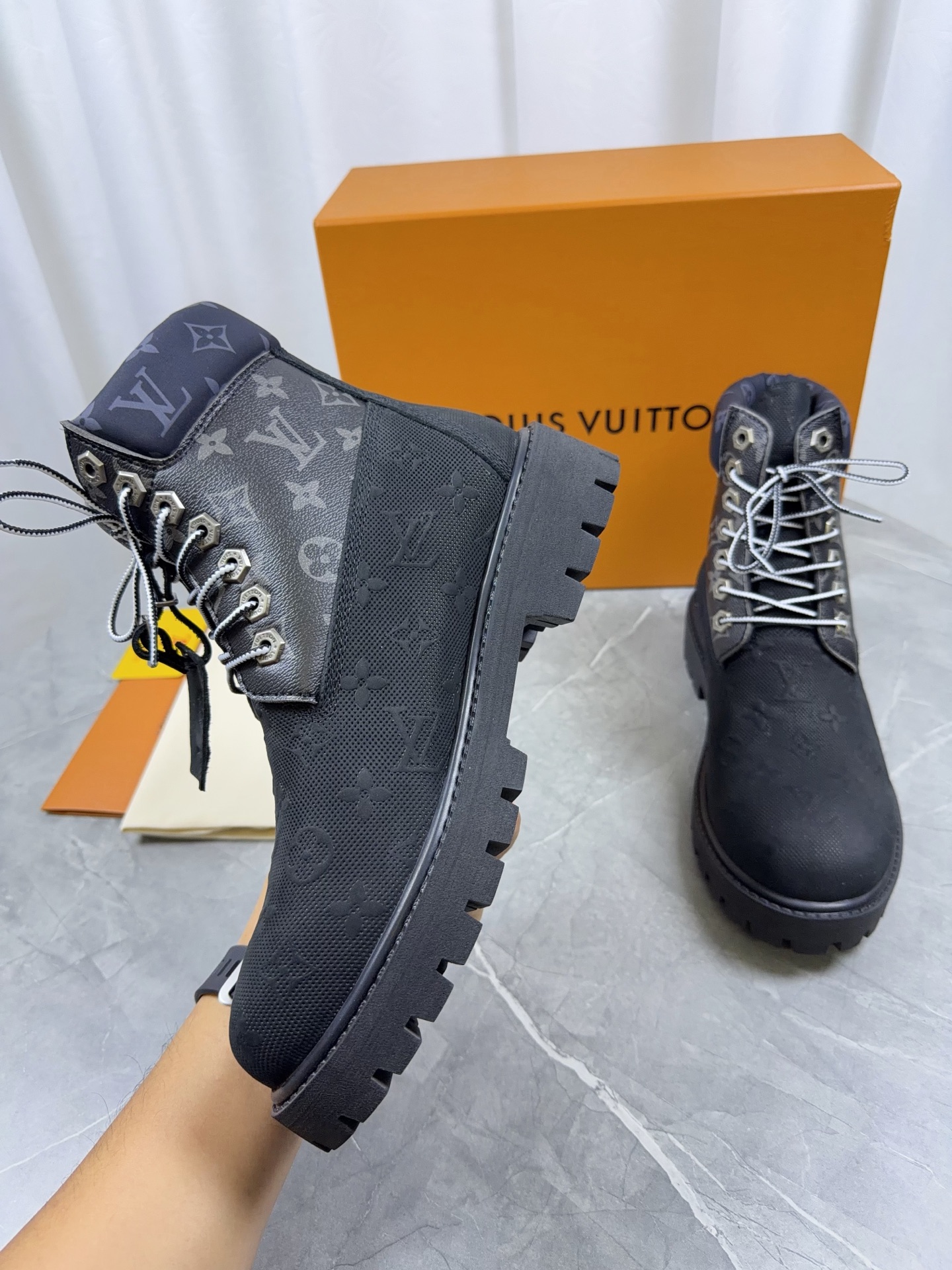 루이비통 신발 129042 Louis Vuitton Shoes 썸네일 이미지