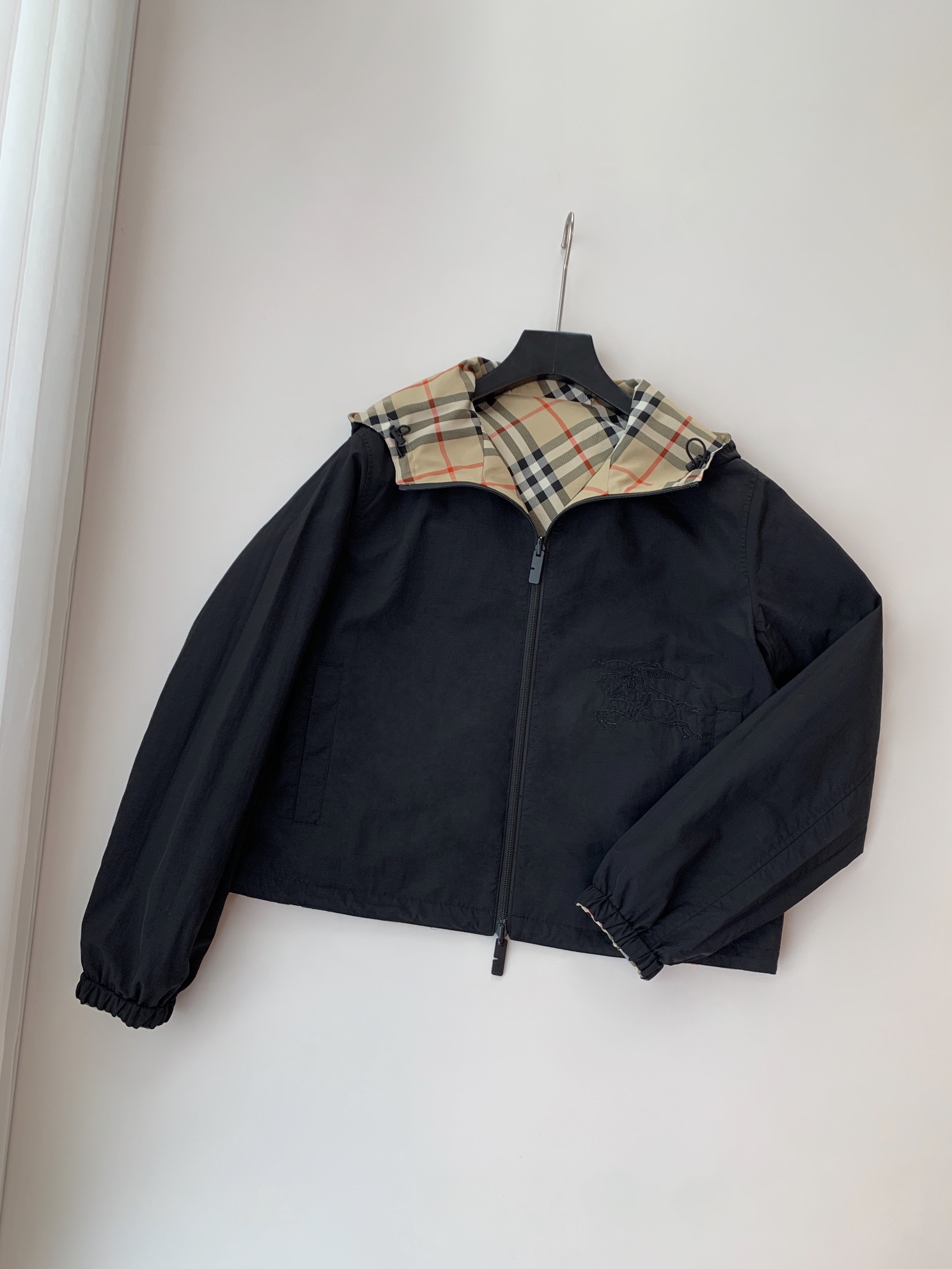 NO:318014,Black surface details, big horse embroidery, very recognizable!  ,alexander wang19860909黑色面细节 大马刺绣,很有辨识度！,,alexander wang,Women's clothing