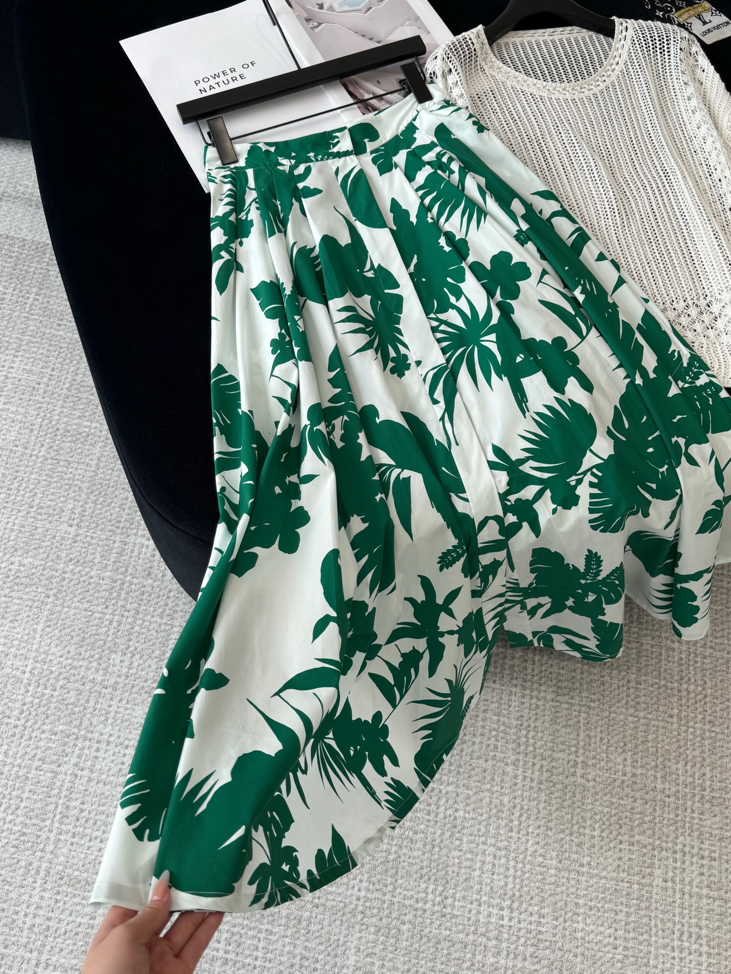 Elegant Green & White High-Waisted Midi Dress - Lightweight & Breathable Cotton 6 i1749814660681 3404 0 4