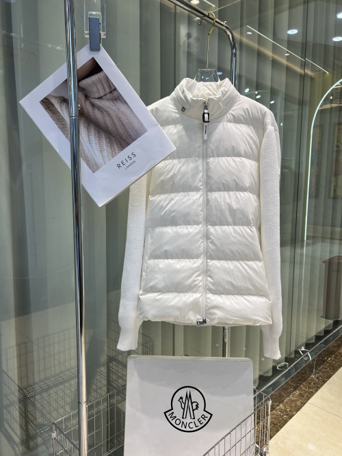 Moncler Men's White Knit Panel Down Puffer Jacket, All-Match Style 1 Moncler Men's White Knit Panel Down Puffer Jacket, All-Match Style