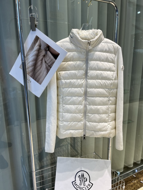 Moncler Women's Hooded Padded Down Jacket, Versatile Style 1 Moncler Women's Hooded Padded Down Jacket, Versatile Style