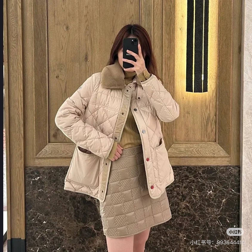 NO:497881,Rabbit fur collar model upper body picture, alexander wang19860909兔毛领模特上身图,,alexander wang,Women's clothing