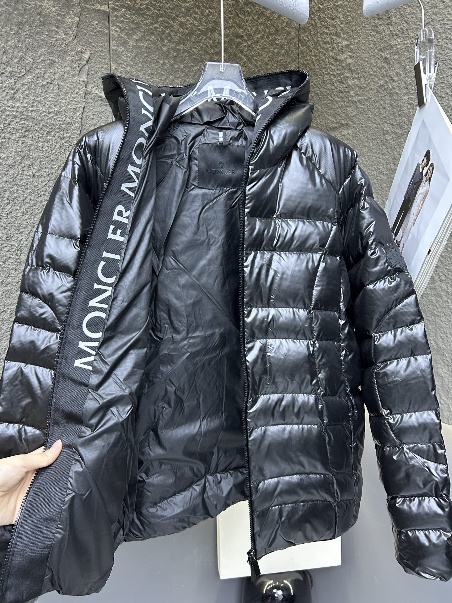 Women's Down Puffer Jacket with Hood - Lightweight & Warm Winter Coat 7 i1758463325130 4046 0 5