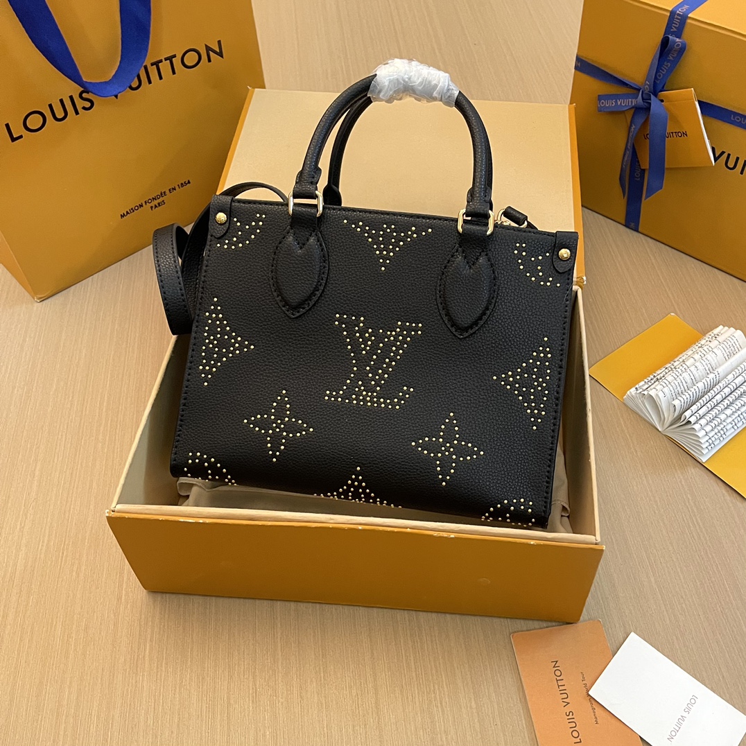 Louis Vuitton LV Onthego Wholesale
 Tote Bags Cowhide T Monogram M46733